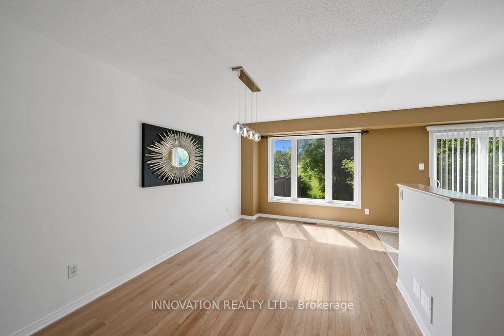 Photo 13 of 574 Aberfoyle Circle, Ottawa, Kanata - Morgan's Grant/South March — HOMEH