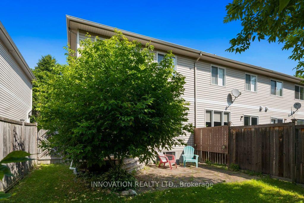 Photo 29 of 574 Aberfoyle Circle, Ottawa, Kanata - Morgan's Grant/South March — HOMEH