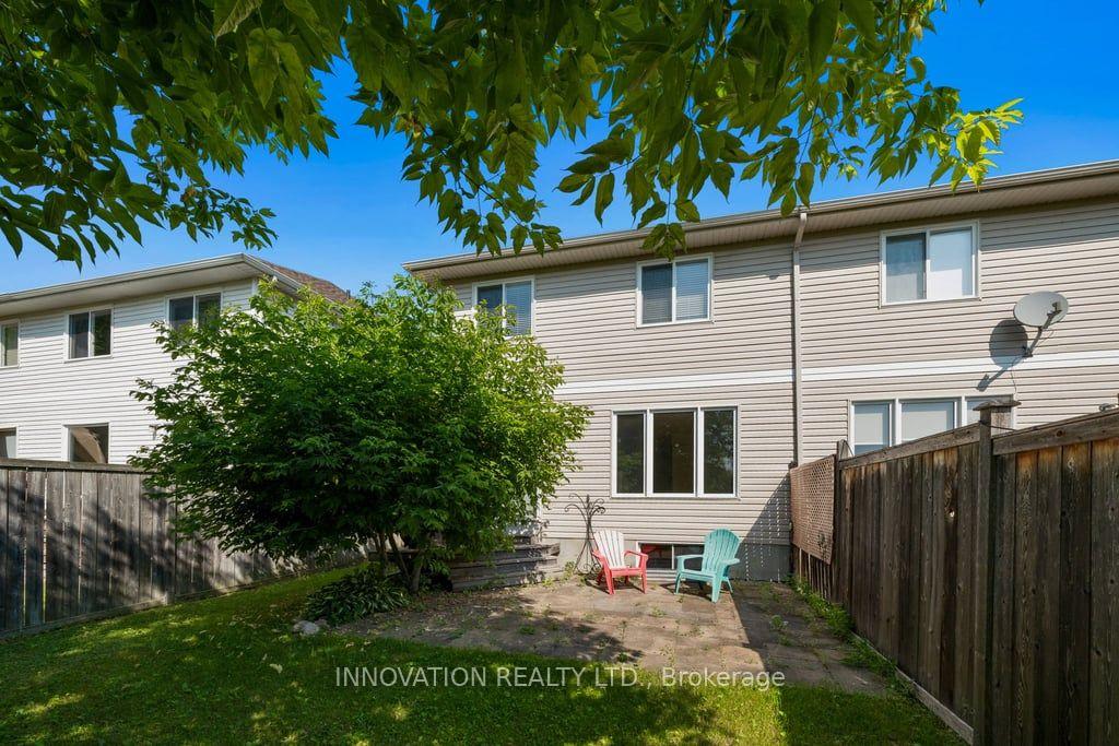 Photo 31 of 574 Aberfoyle Circle, Ottawa, Kanata - Morgan's Grant/South March — HOMEH