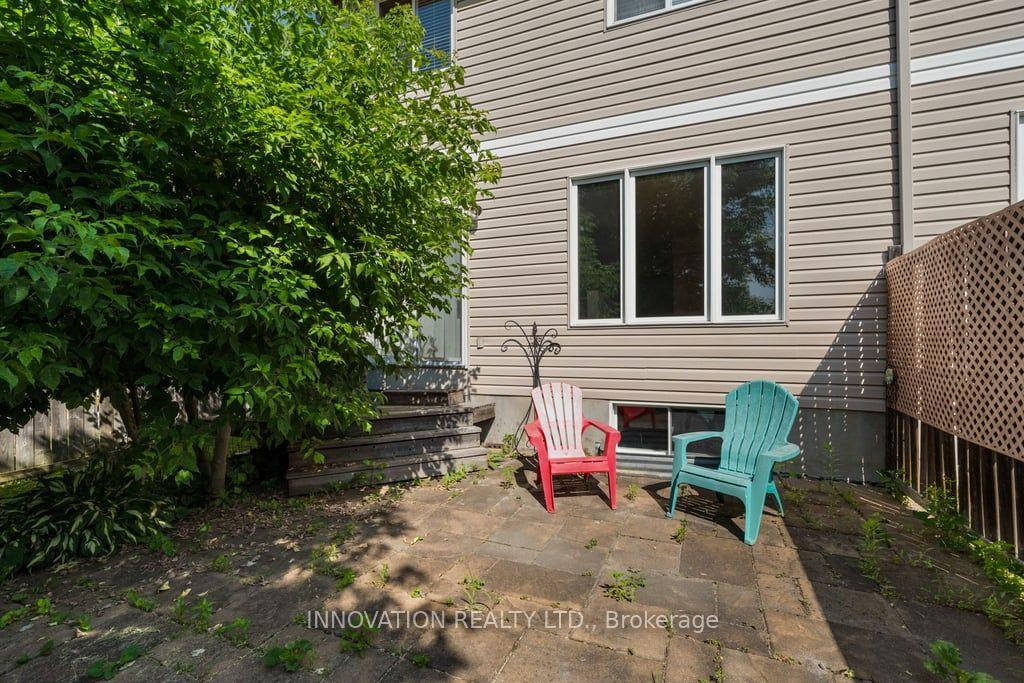 Photo 32 of 574 Aberfoyle Circle, Ottawa, Kanata - Morgan's Grant/South March — HOMEH