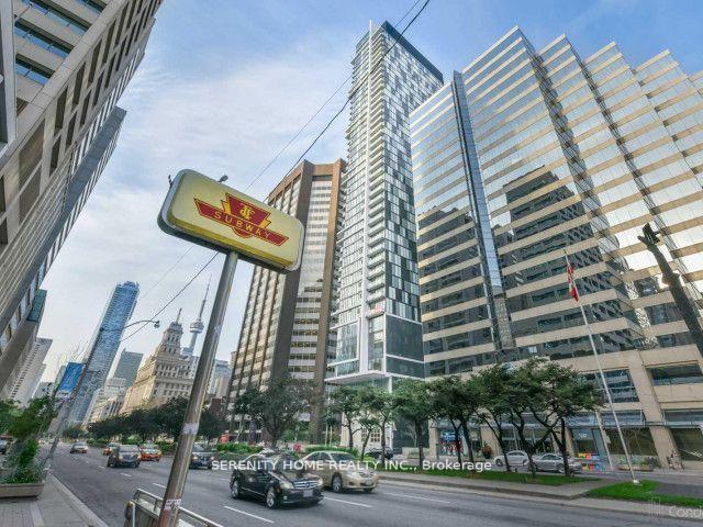Photo 2 of Unit 1003, 426 University Avenue, Toronto, University — HOMEH