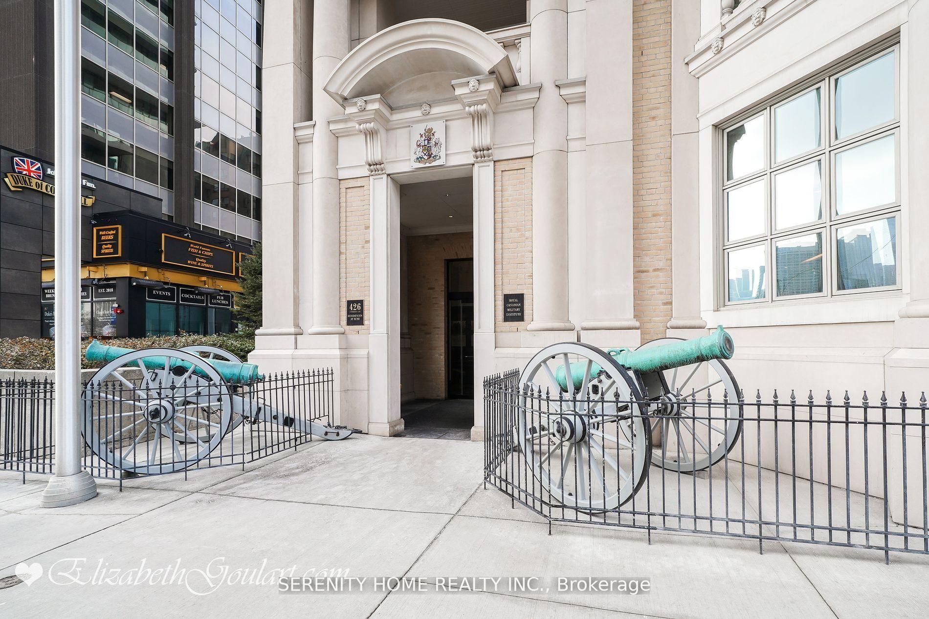 Photo 3 of Unit 1003, 426 University Avenue, Toronto, University — HOMEH