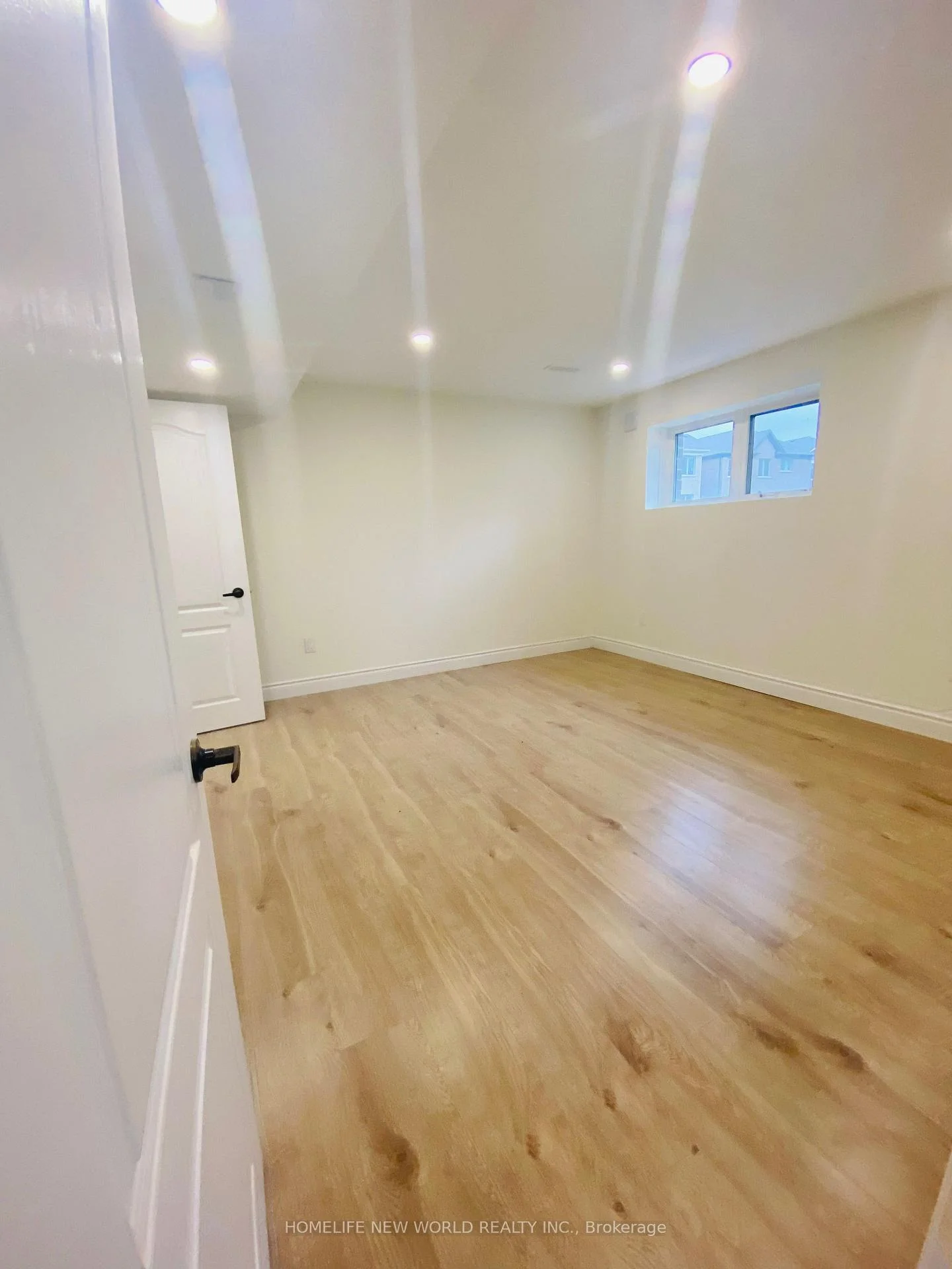 Photo 22 of Unit Basement, 24 Seedling Crescent, Whitchurch-Stouffville, Stouffville — HOMEH