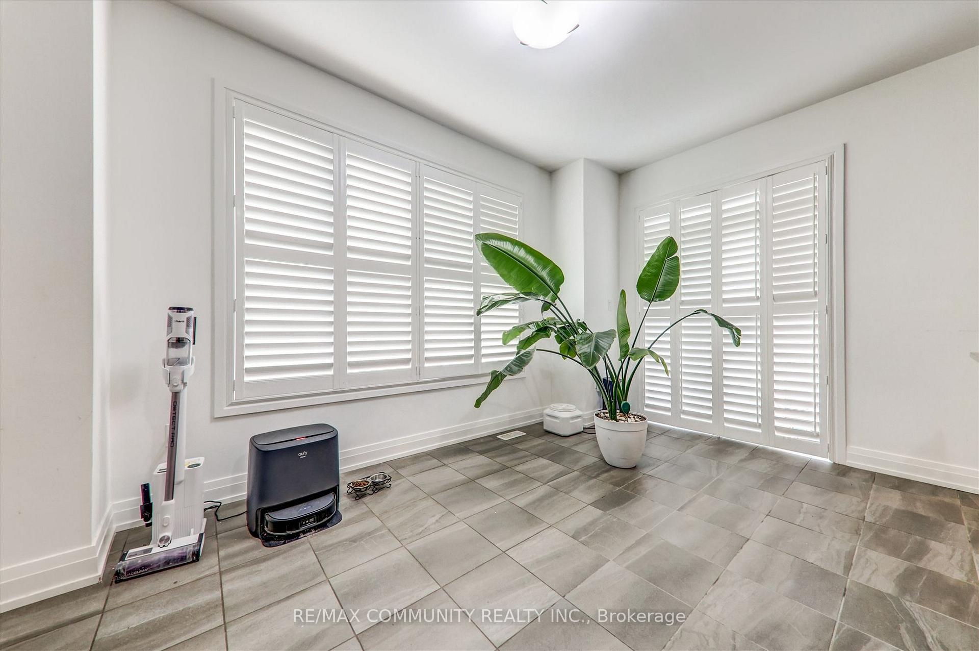Photo 25 of 14 Audubon Street, Whitby, Rural Whitby — HOMEH