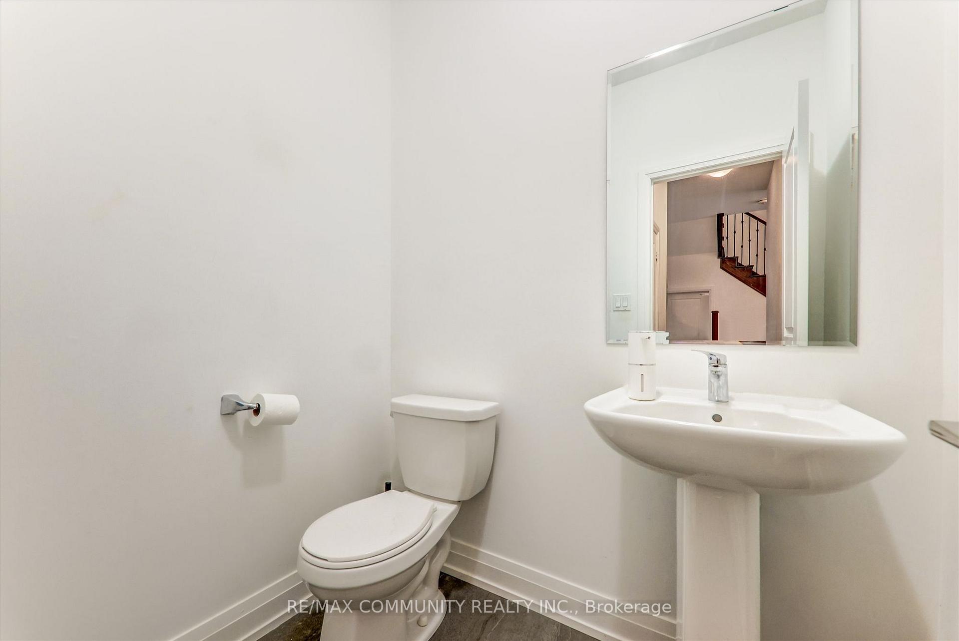 Photo 26 of 14 Audubon Street, Whitby, Rural Whitby — HOMEH