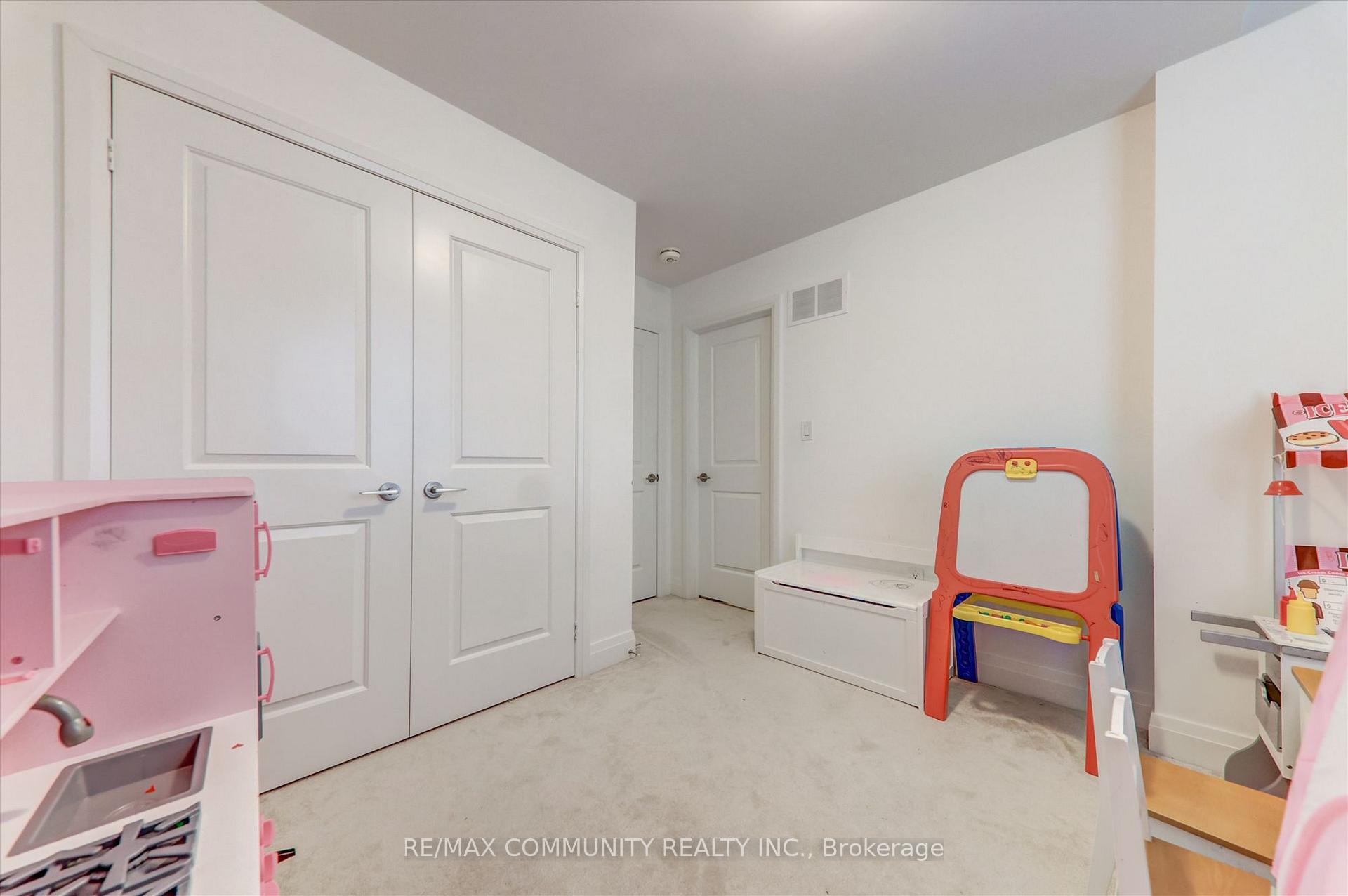 Photo 30 of 14 Audubon Street, Whitby, Rural Whitby — HOMEH