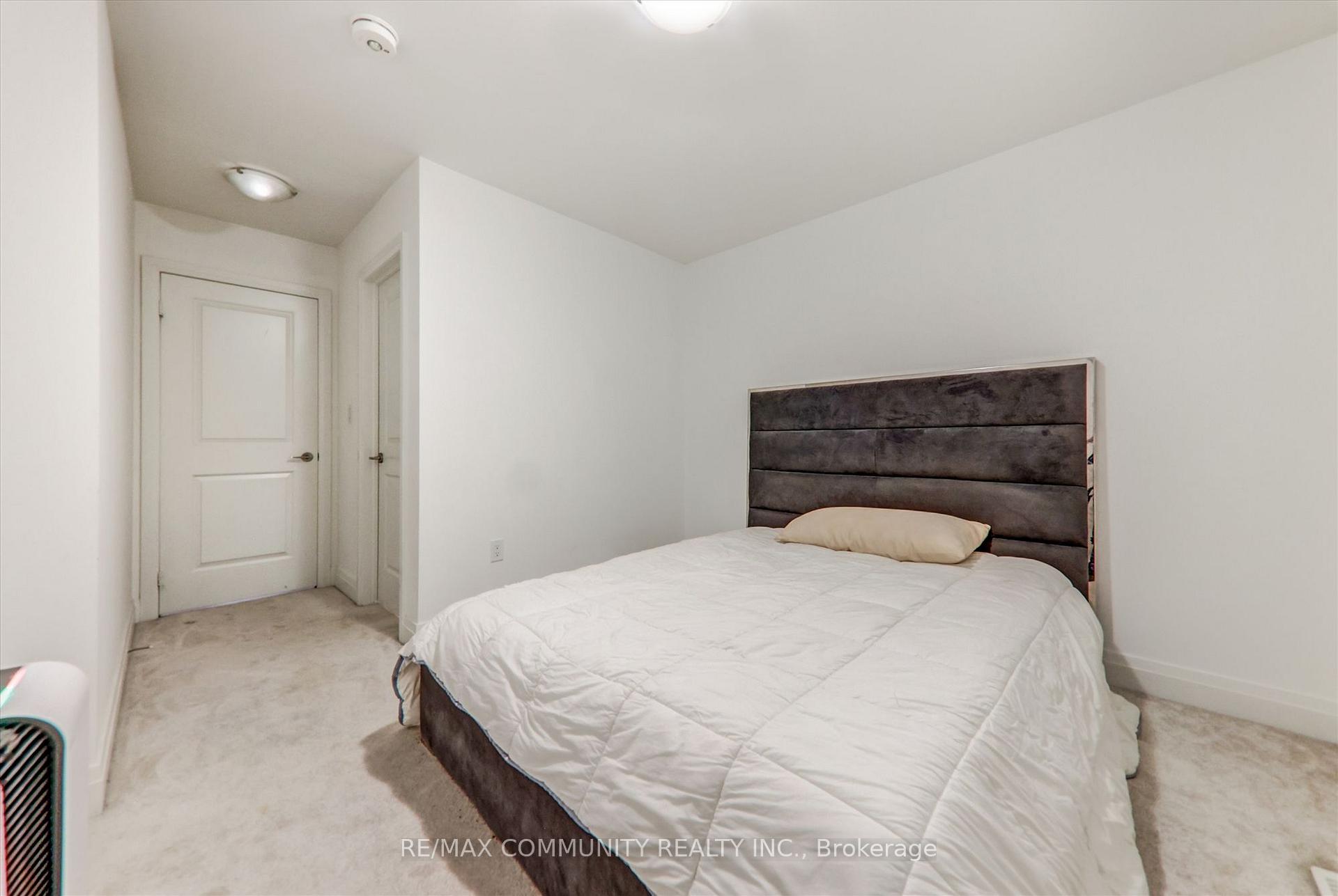 Photo 35 of 14 Audubon Street, Whitby, Rural Whitby — HOMEH