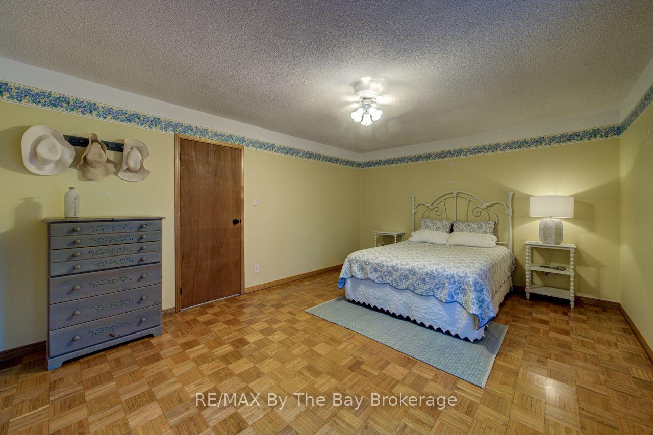 Photo 49 of 47 Birchwood Trail, Wasaga Beach — HOMEH