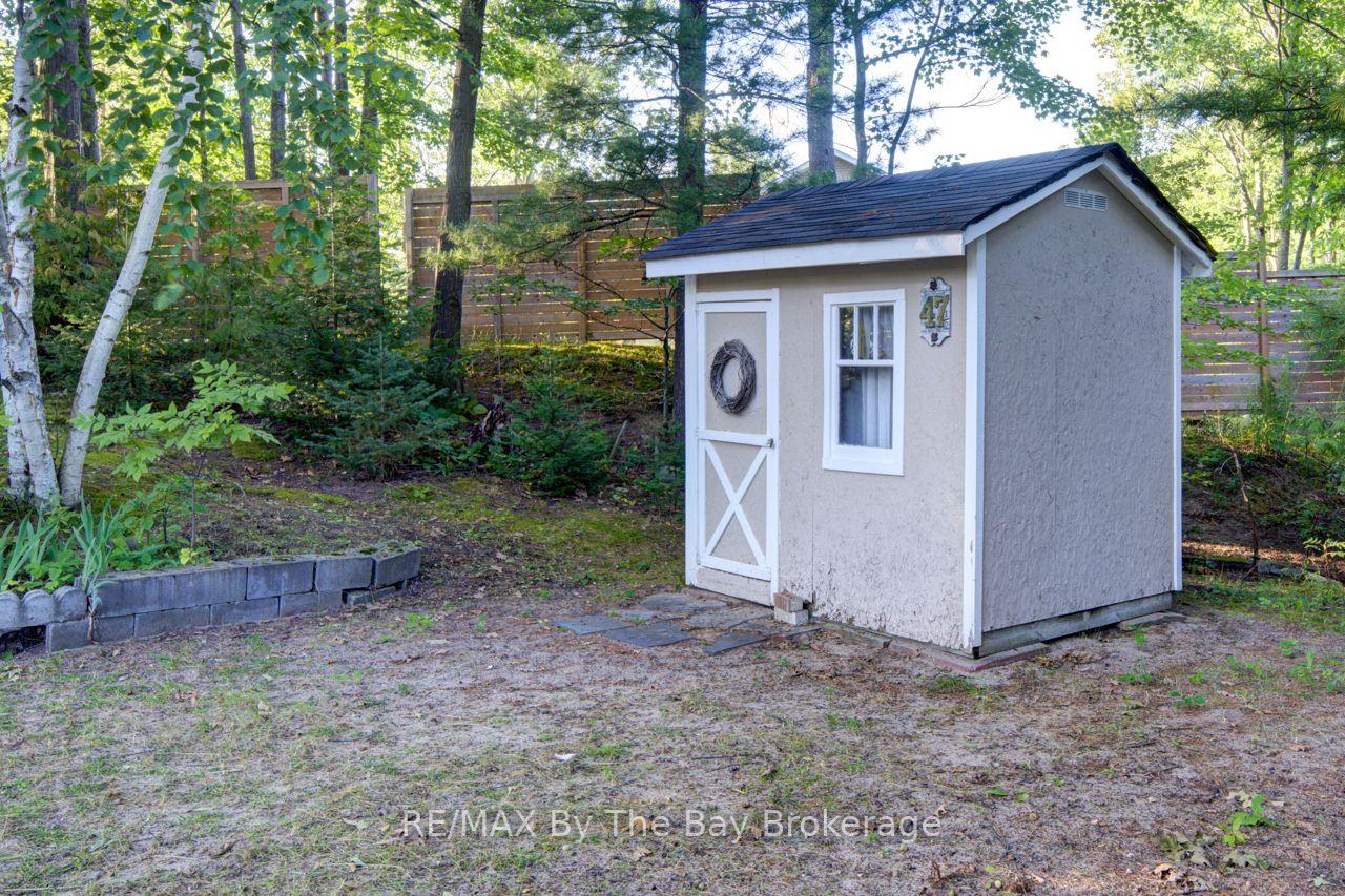 Photo 64 of 47 Birchwood Trail, Wasaga Beach — HOMEH