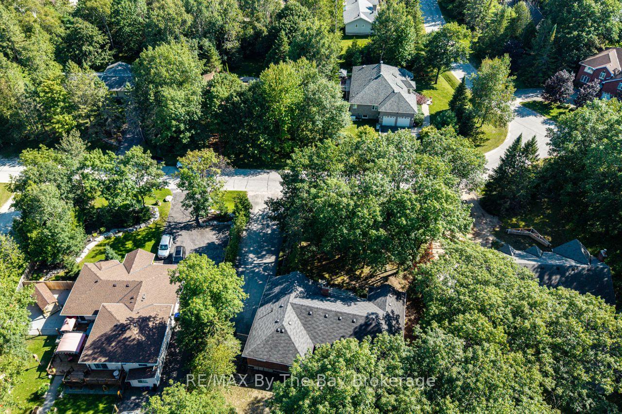 Photo 70 of 47 Birchwood Trail, Wasaga Beach — HOMEH