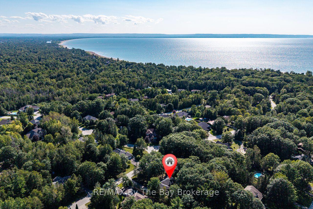 Photo 72 of 47 Birchwood Trail, Wasaga Beach — HOMEH