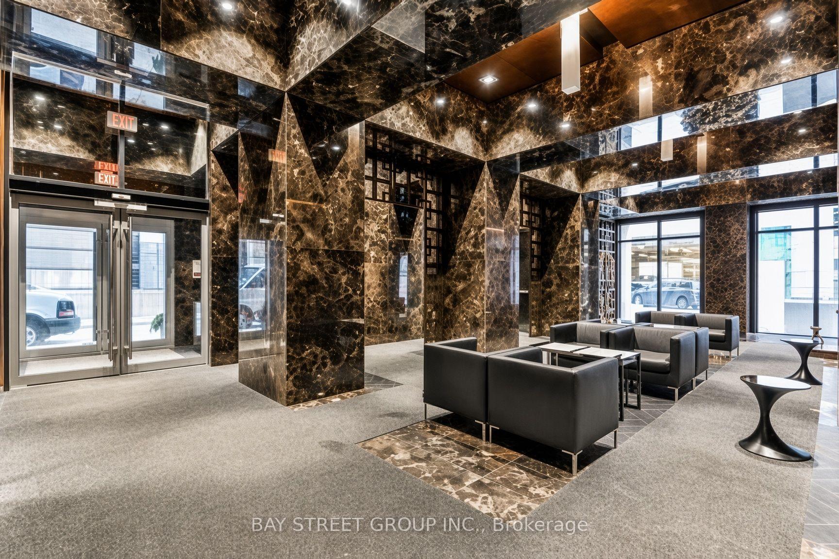 Photo 3 of Unit 2012, 70 Temperance Street, Toronto, Bay Street Corridor — HOMEH