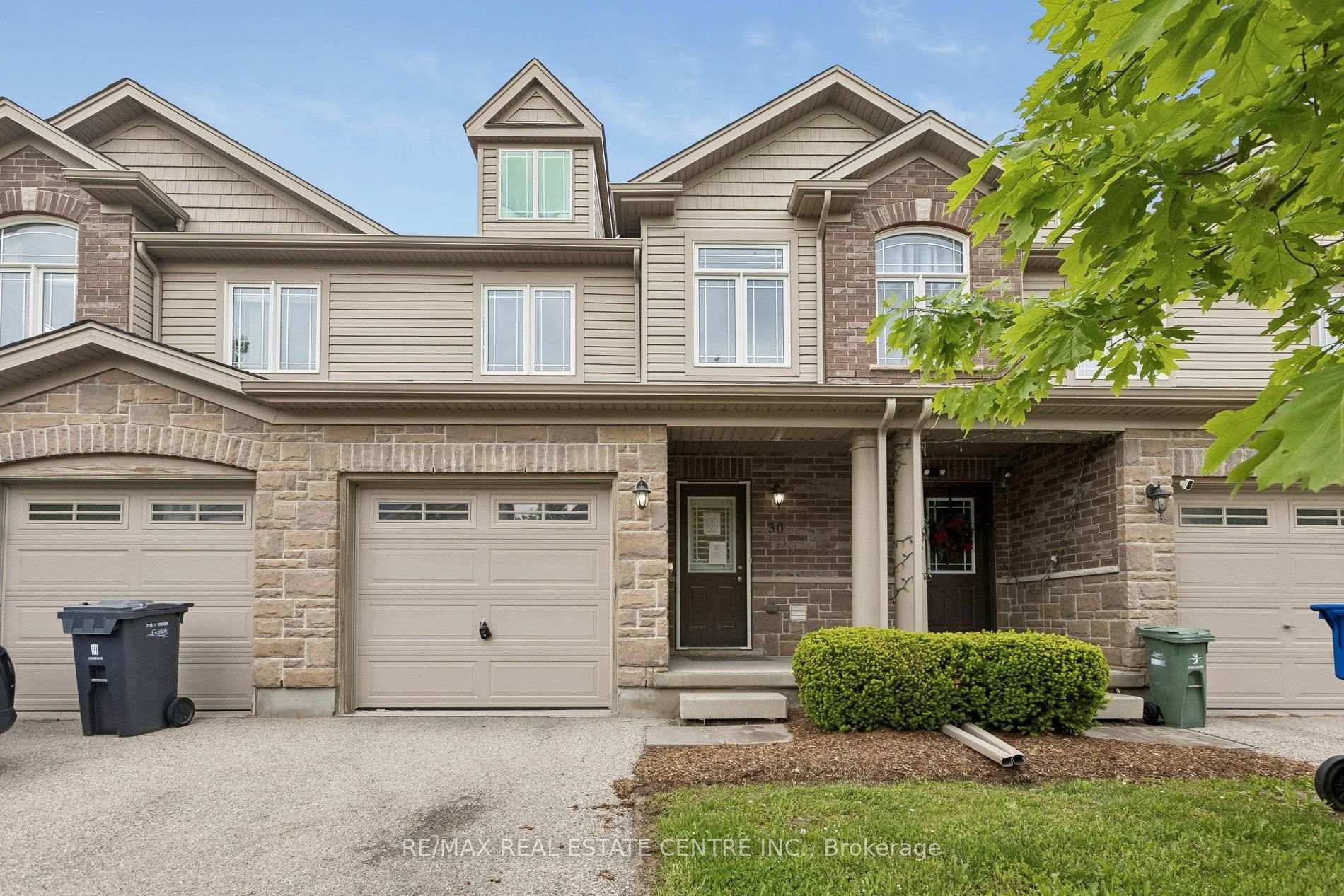 Photo 1 of Unit 30O, 30 Oldfield Drive, Guelph, Pineridge/Westminster Woods — HOMEH