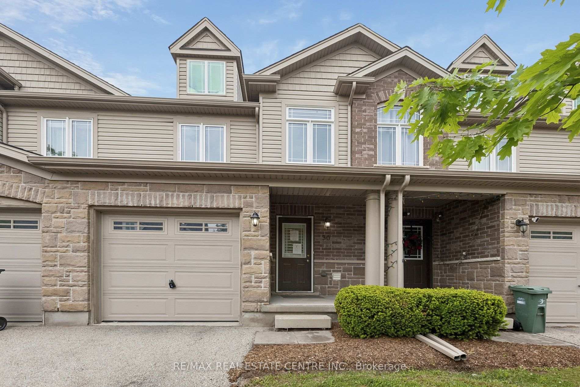 Photo 20 of Unit 30O, 30 Oldfield Drive, Guelph, Pineridge/Westminster Woods — HOMEH