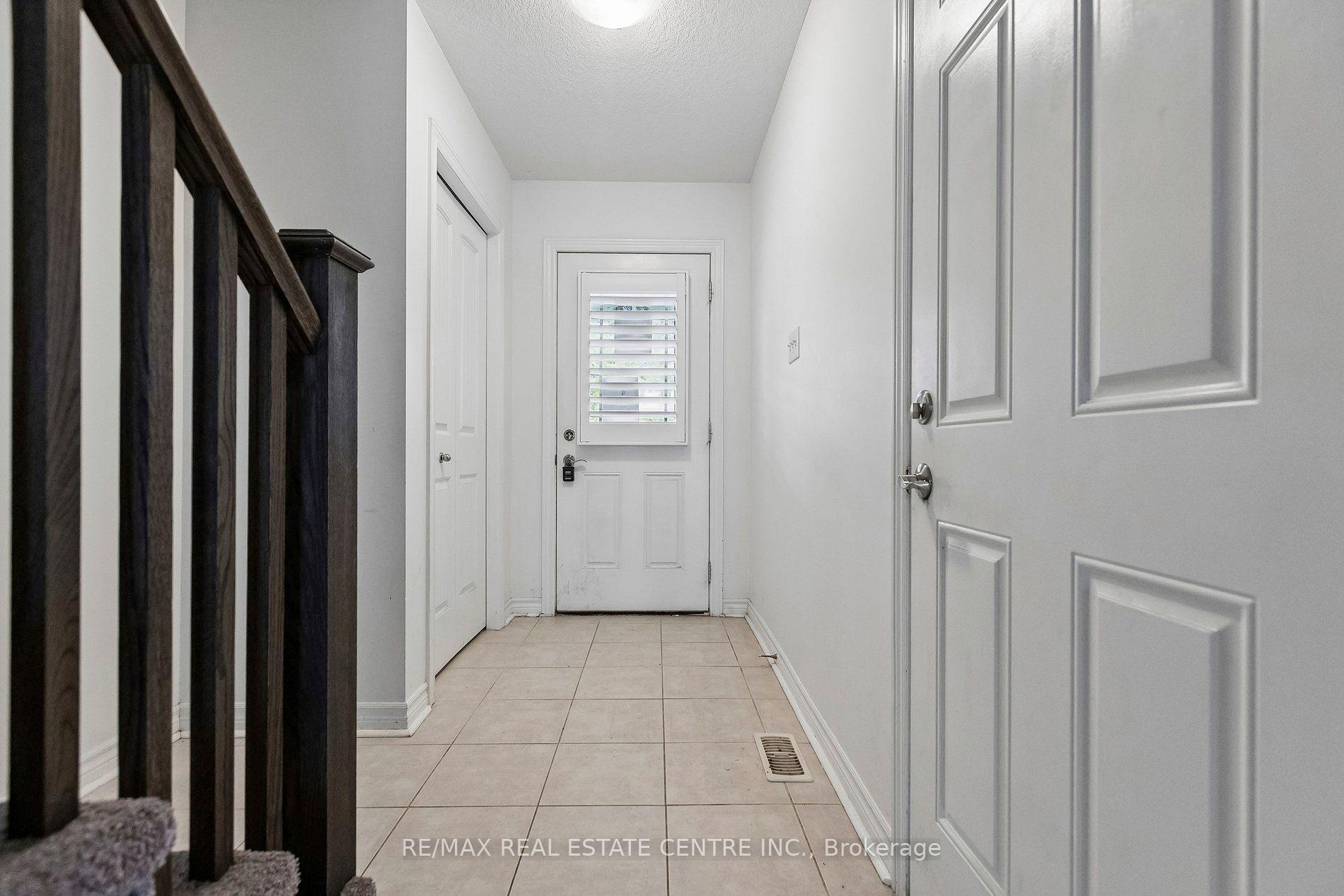 Photo 24 of Unit 30O, 30 Oldfield Drive, Guelph, Pineridge/Westminster Woods — HOMEH