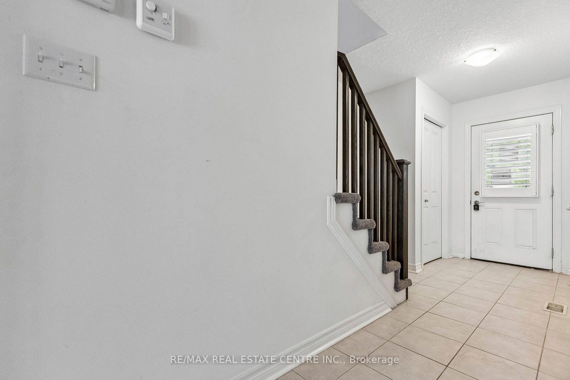 Photo 25 of Unit 30O, 30 Oldfield Drive, Guelph, Pineridge/Westminster Woods — HOMEH