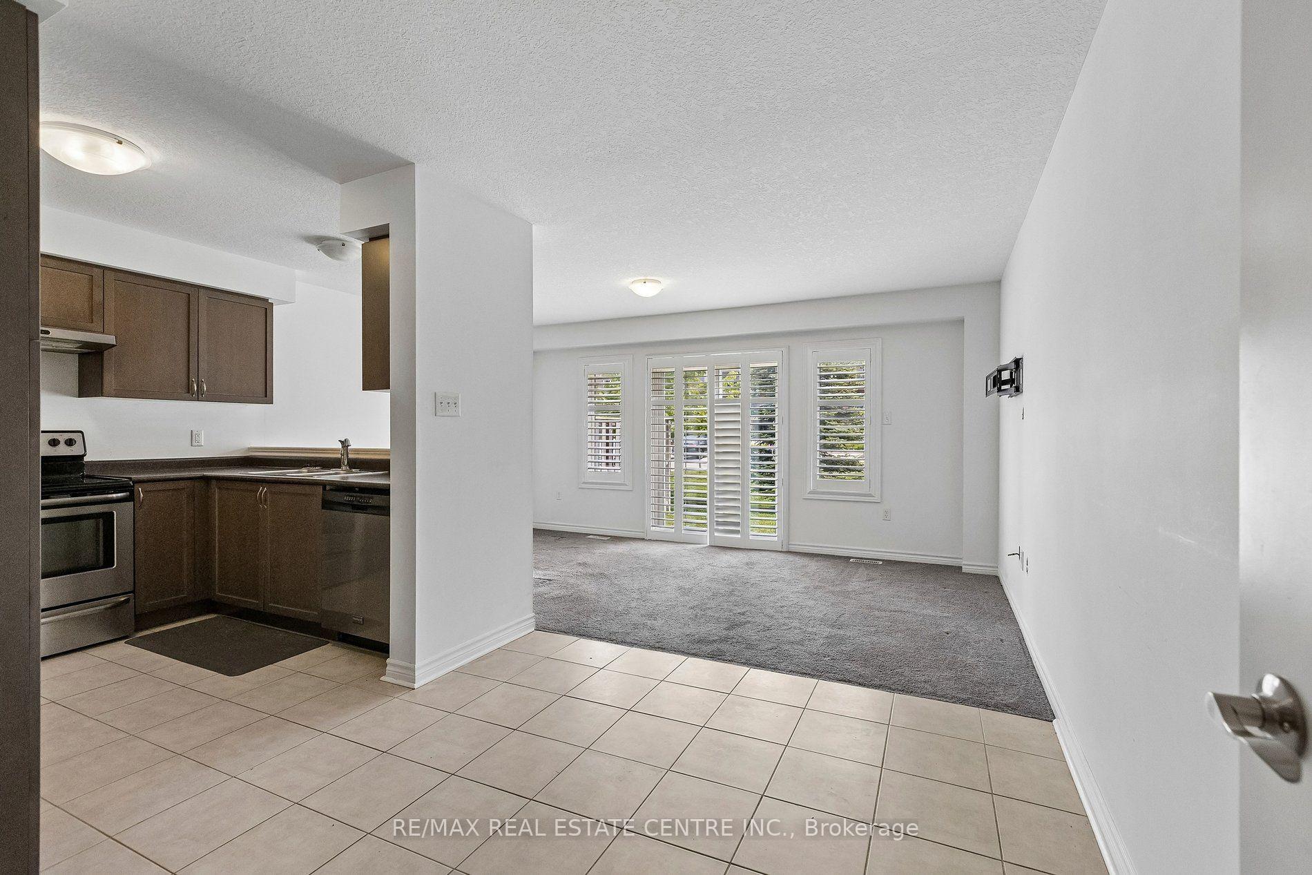 Photo 28 of Unit 30O, 30 Oldfield Drive, Guelph, Pineridge/Westminster Woods — HOMEH