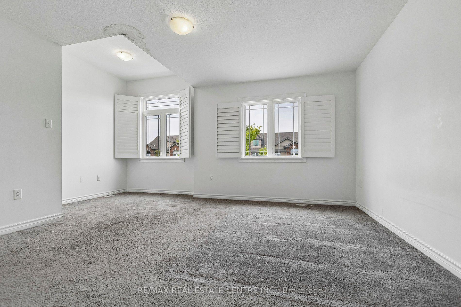 Photo 44 of Unit 30O, 30 Oldfield Drive, Guelph, Pineridge/Westminster Woods — HOMEH