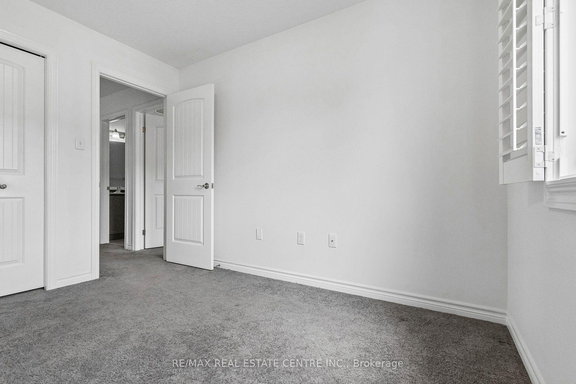 Photo 51 of Unit 30O, 30 Oldfield Drive, Guelph, Pineridge/Westminster Woods — HOMEH