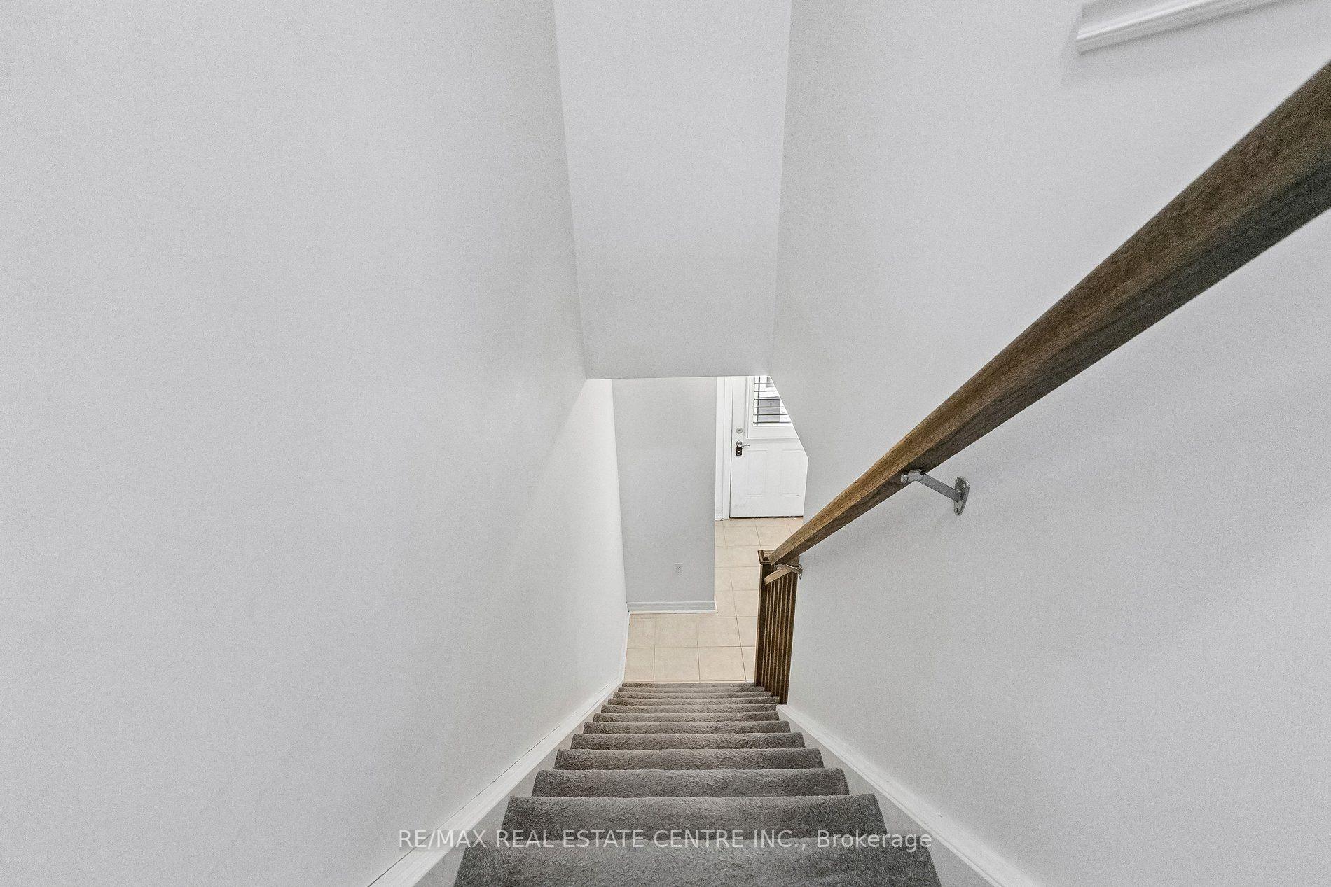 Photo 53 of Unit 30O, 30 Oldfield Drive, Guelph, Pineridge/Westminster Woods — HOMEH