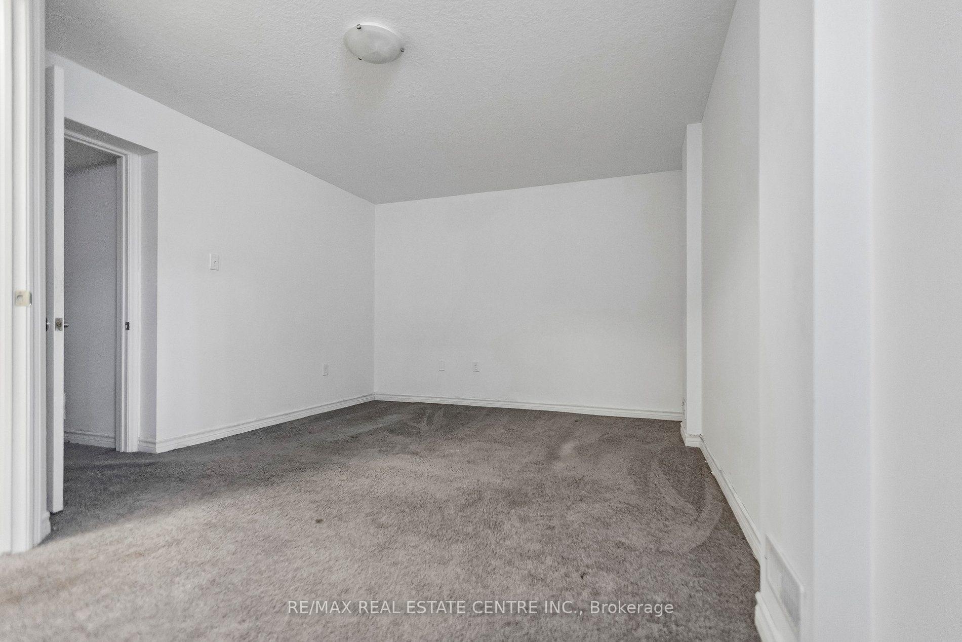 Photo 58 of Unit 30O, 30 Oldfield Drive, Guelph, Pineridge/Westminster Woods — HOMEH