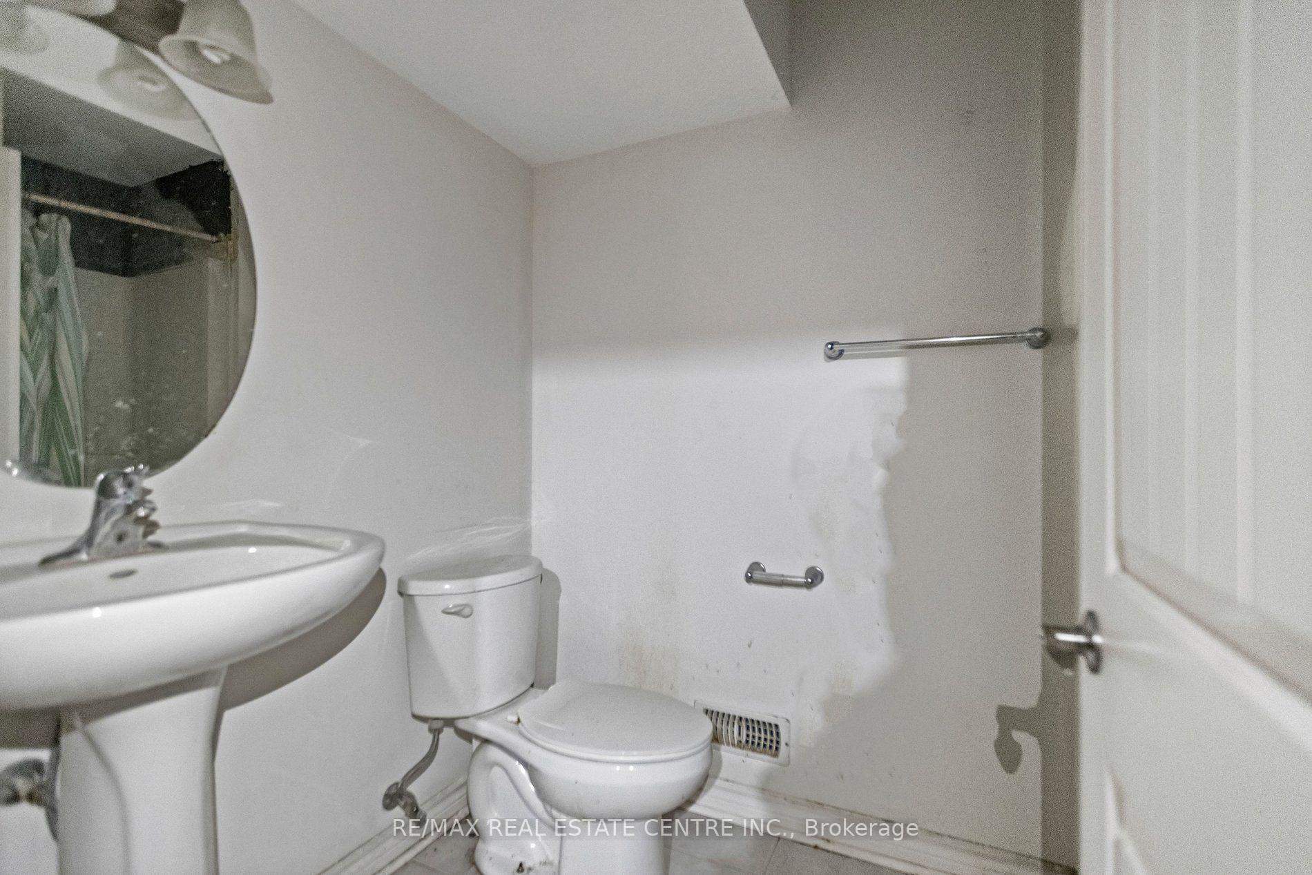 Photo 60 of Unit 30O, 30 Oldfield Drive, Guelph, Pineridge/Westminster Woods — HOMEH