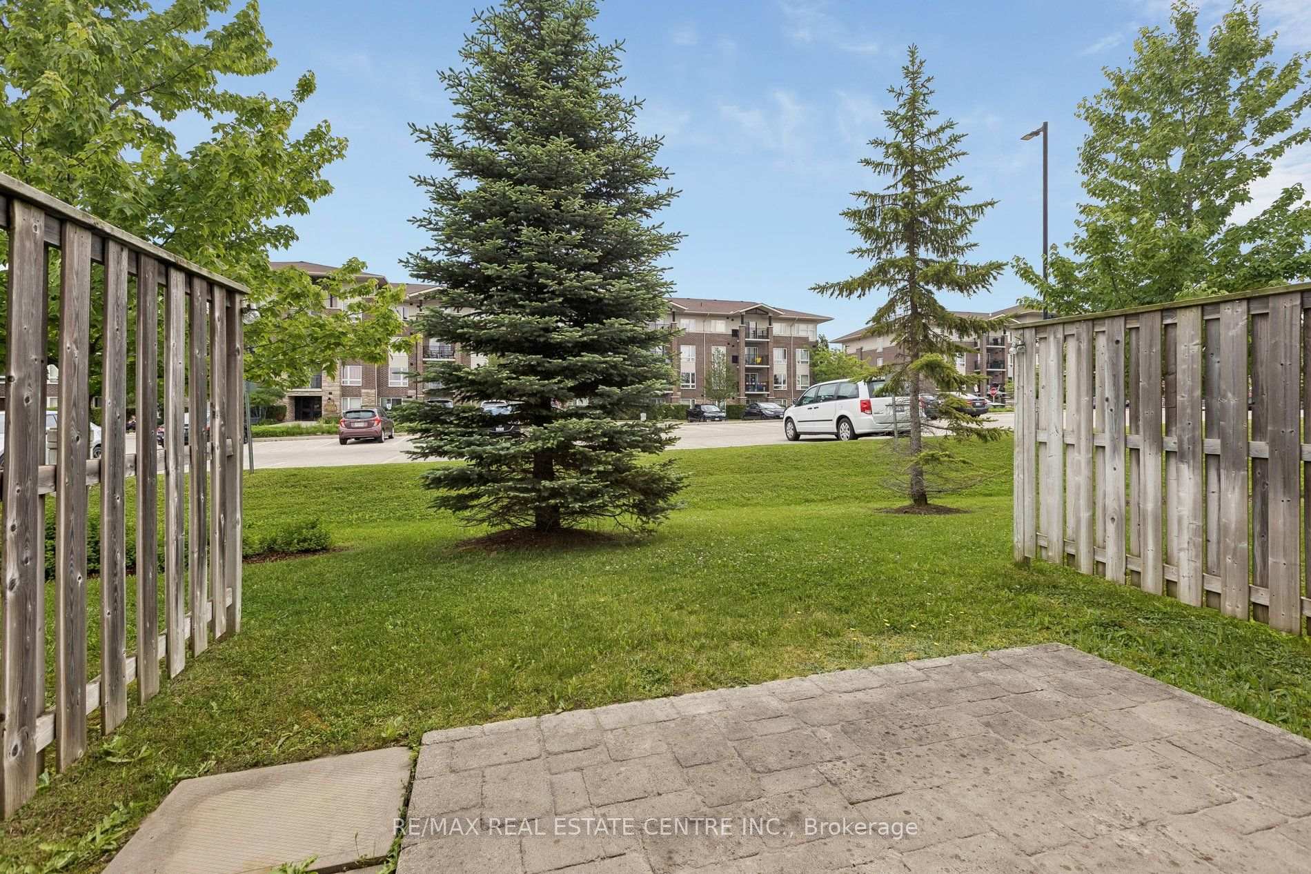Photo 62 of Unit 30O, 30 Oldfield Drive, Guelph, Pineridge/Westminster Woods — HOMEH