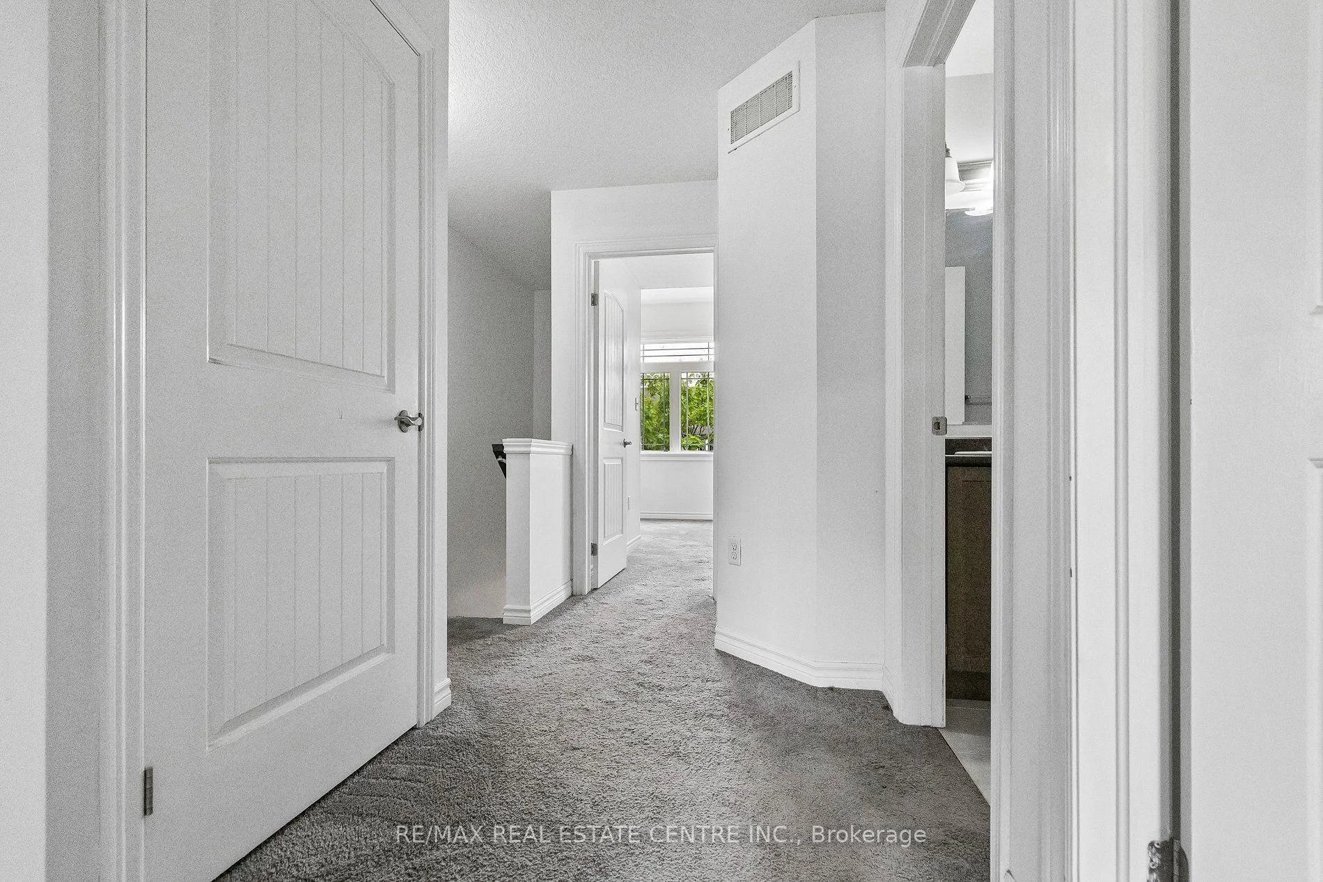 Photo 3 of Unit 30O, 30 Oldfield Drive, Guelph, Pineridge/Westminster Woods — HOMEH
