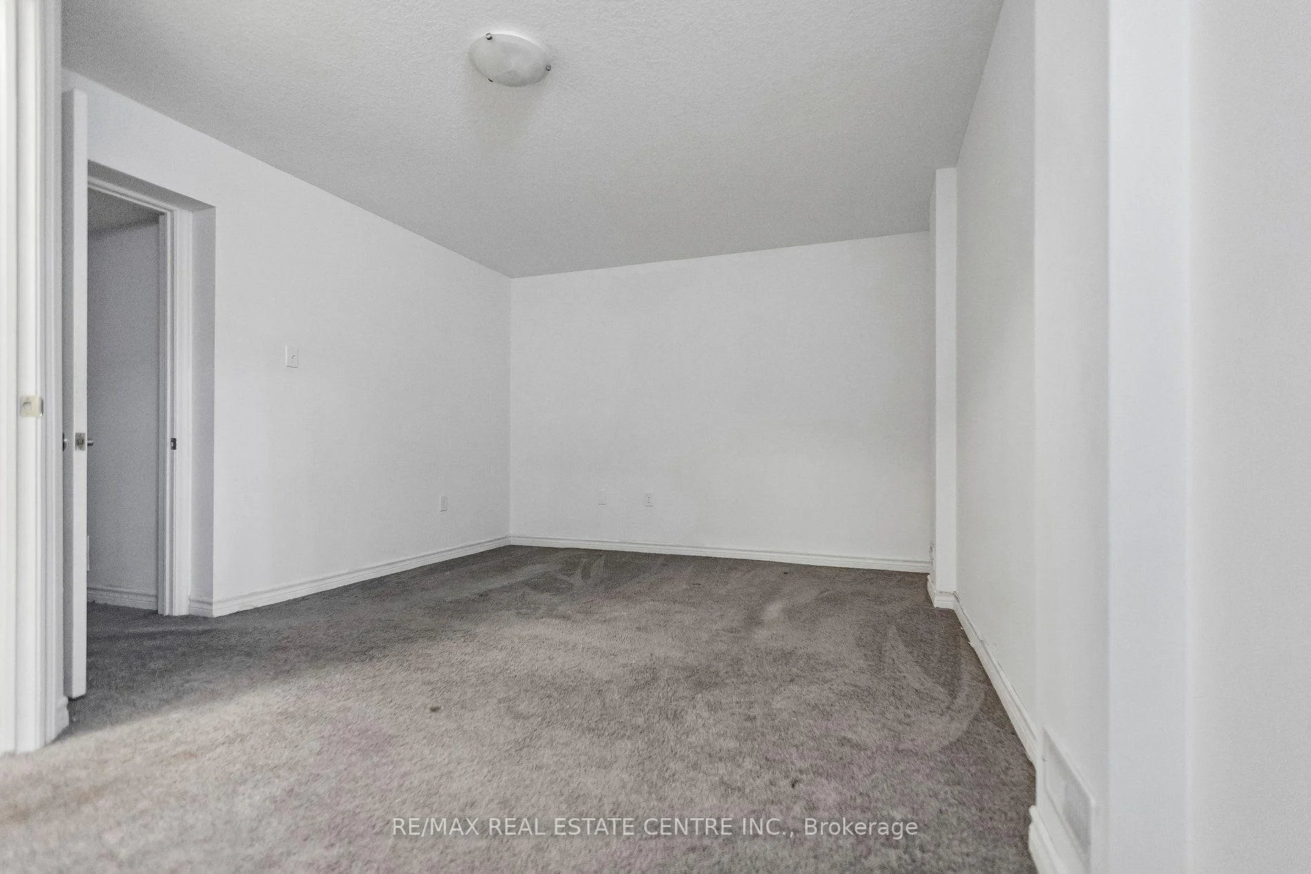 Photo 18 of Unit 30O, 30 Oldfield Drive, Guelph, Pineridge/Westminster Woods — HOMEH