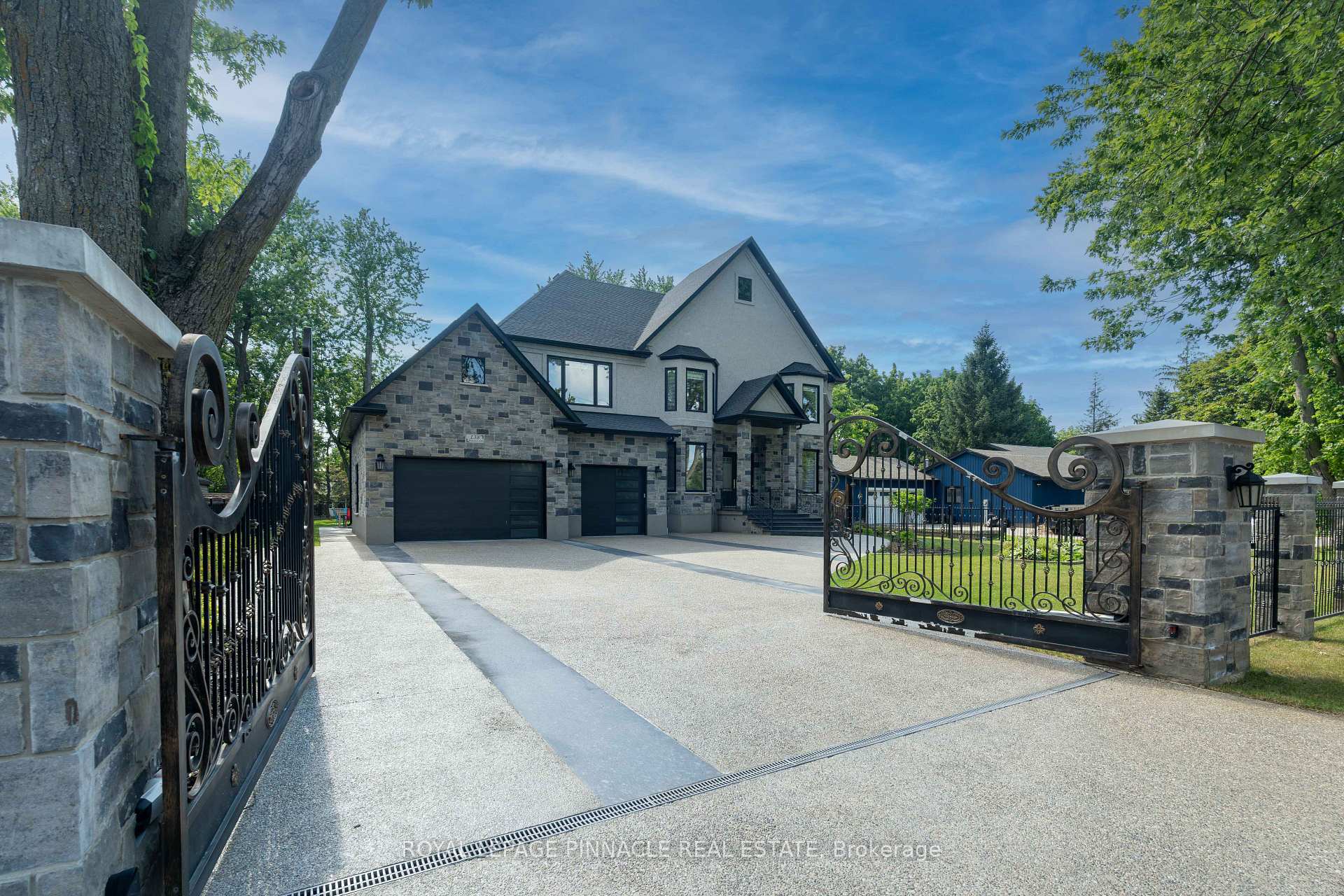 Photo 4 of 138 Woolwich Street S, Woolwich, Breslau — HOMEH