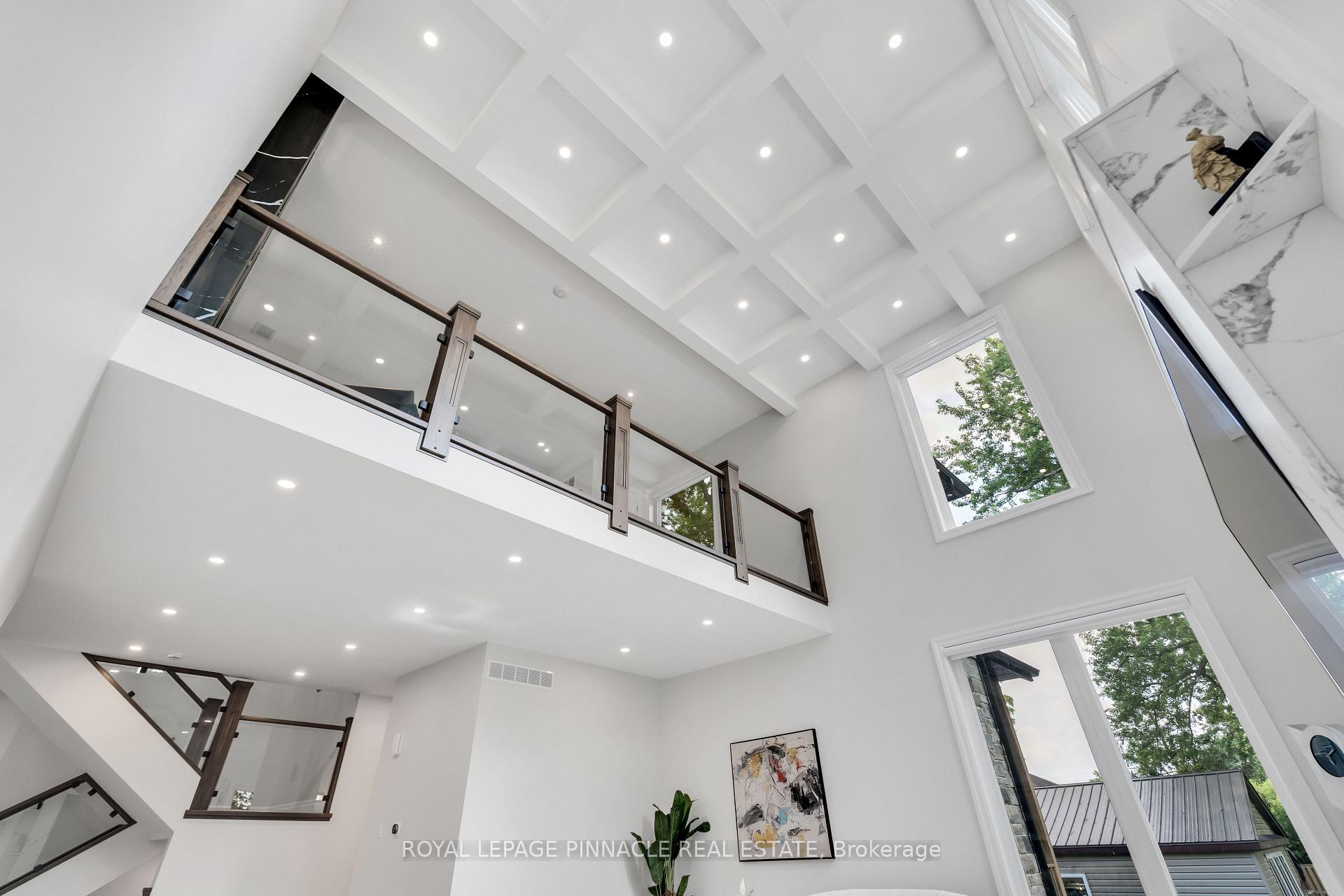 Photo 10 of 138 Woolwich Street S, Woolwich, Breslau — HOMEH