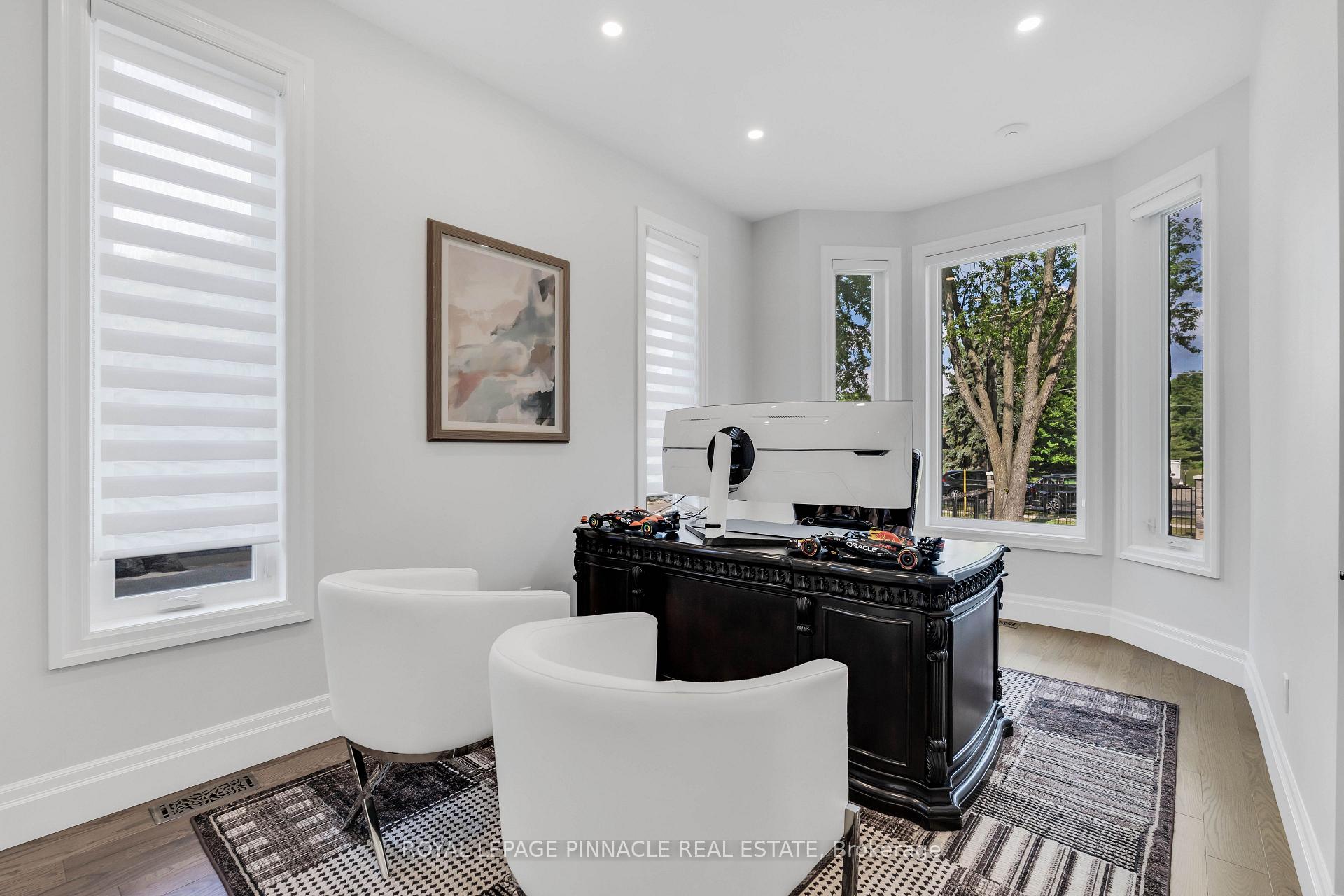 Photo 15 of 138 Woolwich Street S, Woolwich, Breslau — HOMEH