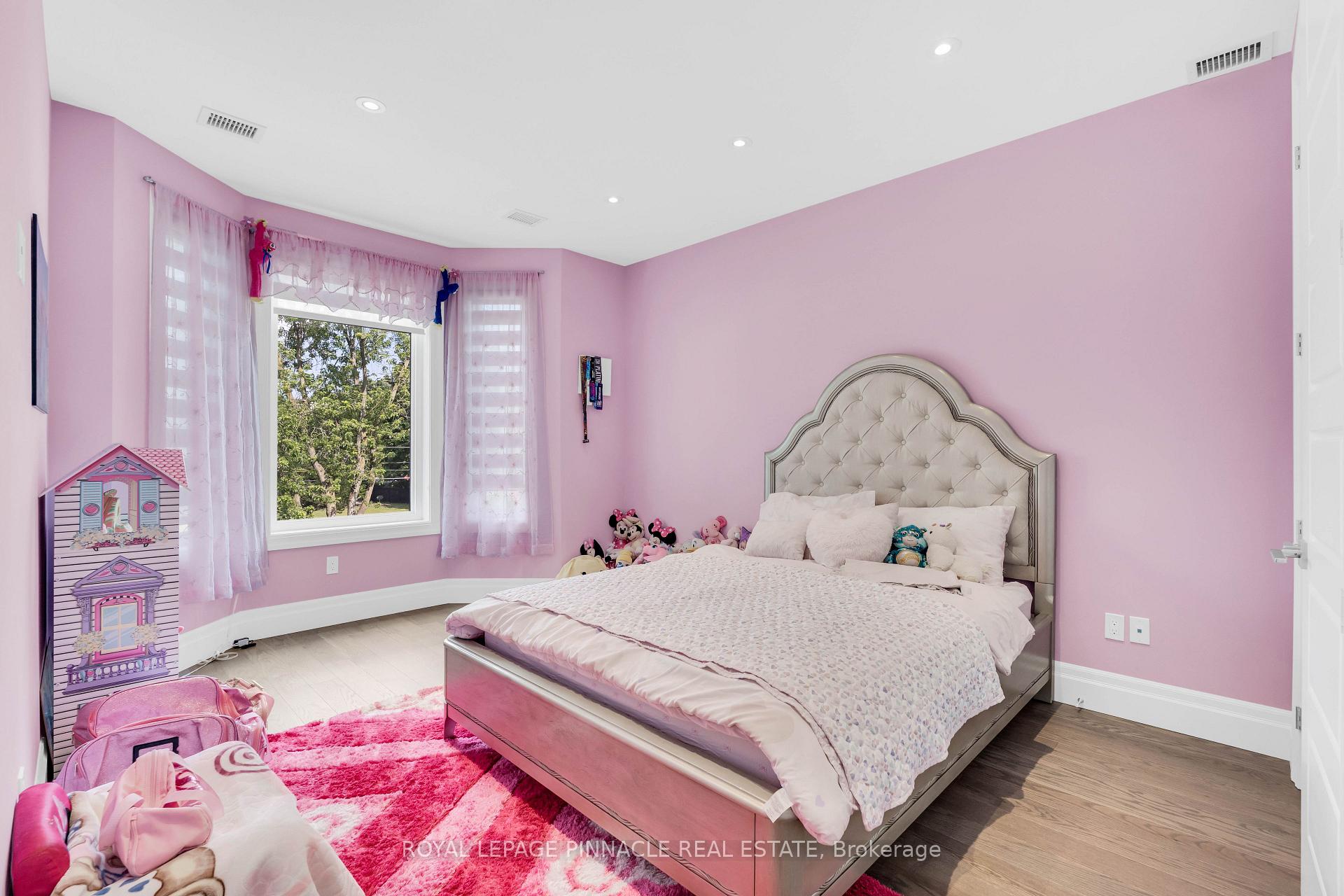 Photo 30 of 138 Woolwich Street S, Woolwich, Breslau — HOMEH