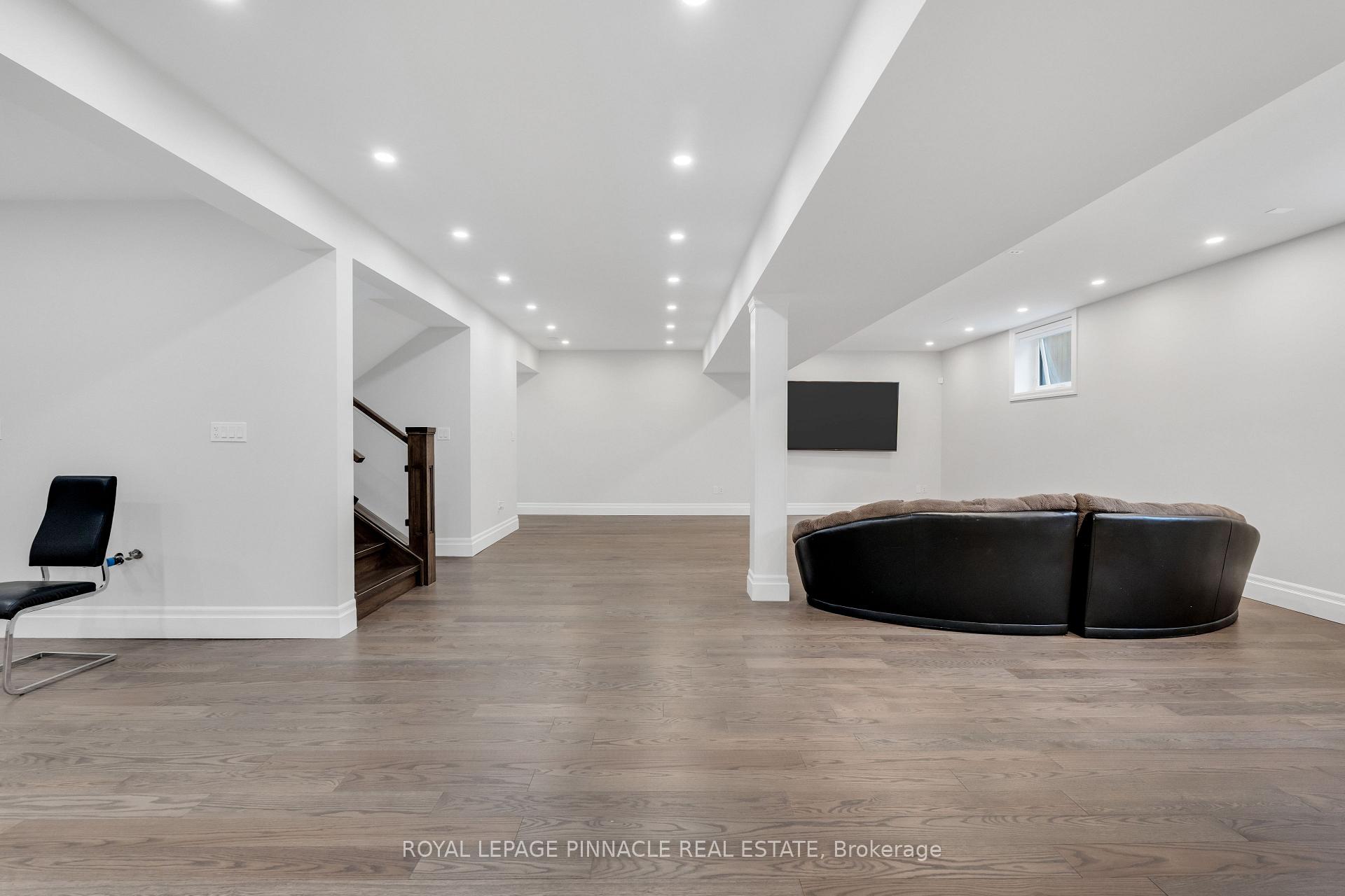Photo 38 of 138 Woolwich Street S, Woolwich, Breslau — HOMEH