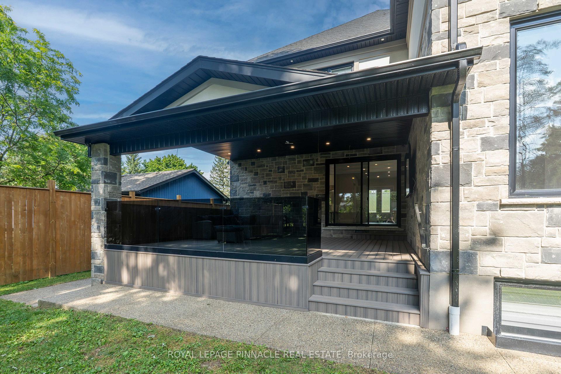 Photo 47 of 138 Woolwich Street S, Woolwich, Breslau — HOMEH