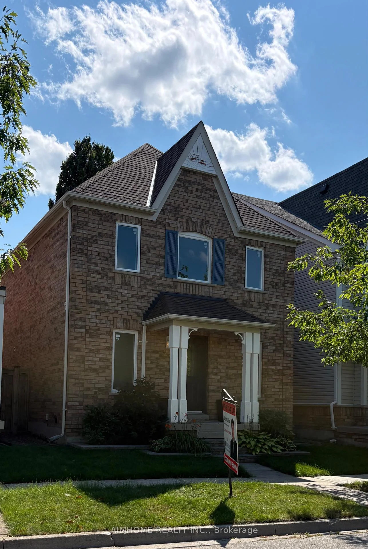 Photo 4 of 23 Bruce Creek Drive, Markham, Angus Glen — HOMEH