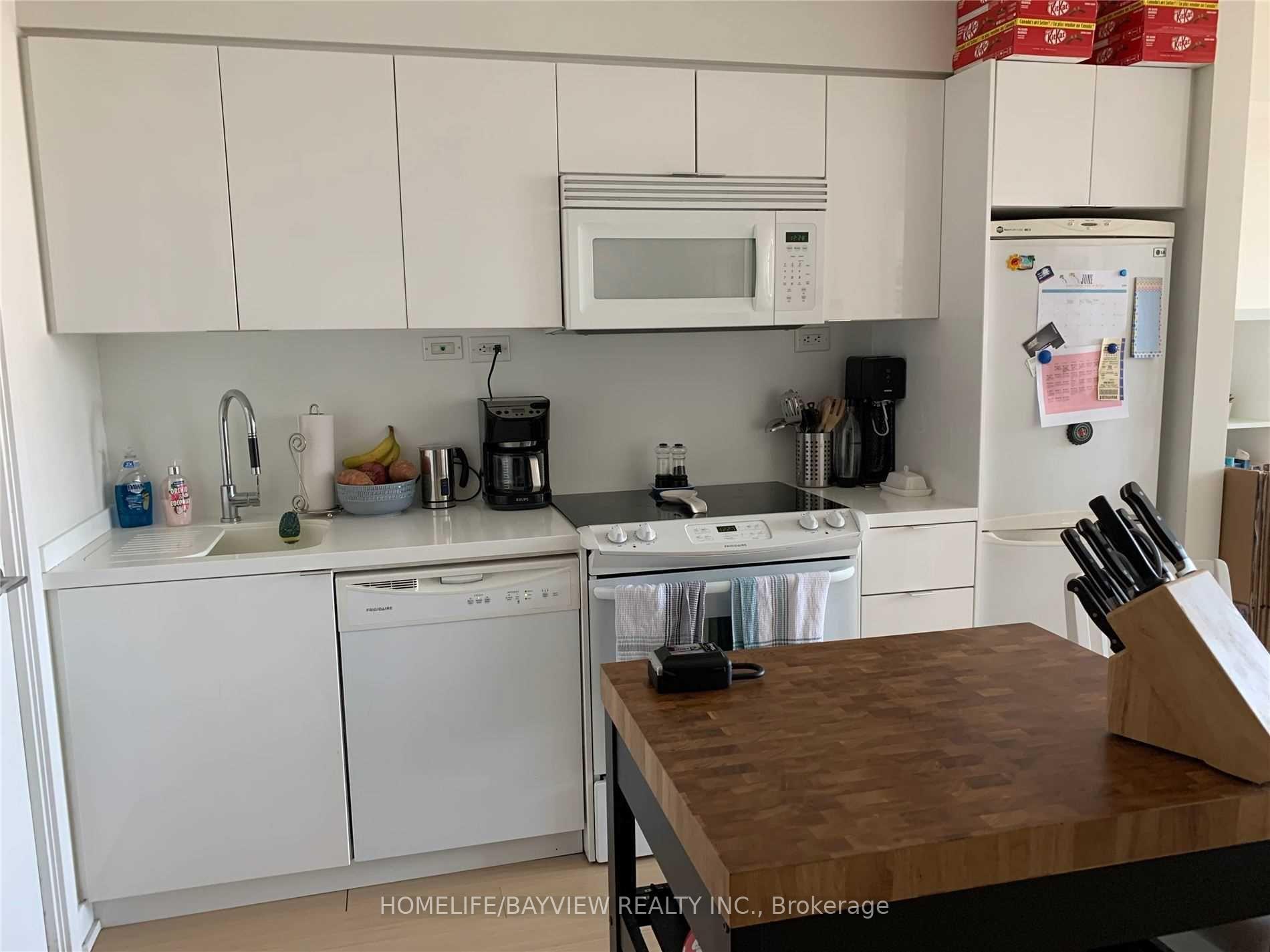 Photo 7 of Unit #1201, 15 Iceboat Terrace, Toronto, Waterfront Communities — HOMEH