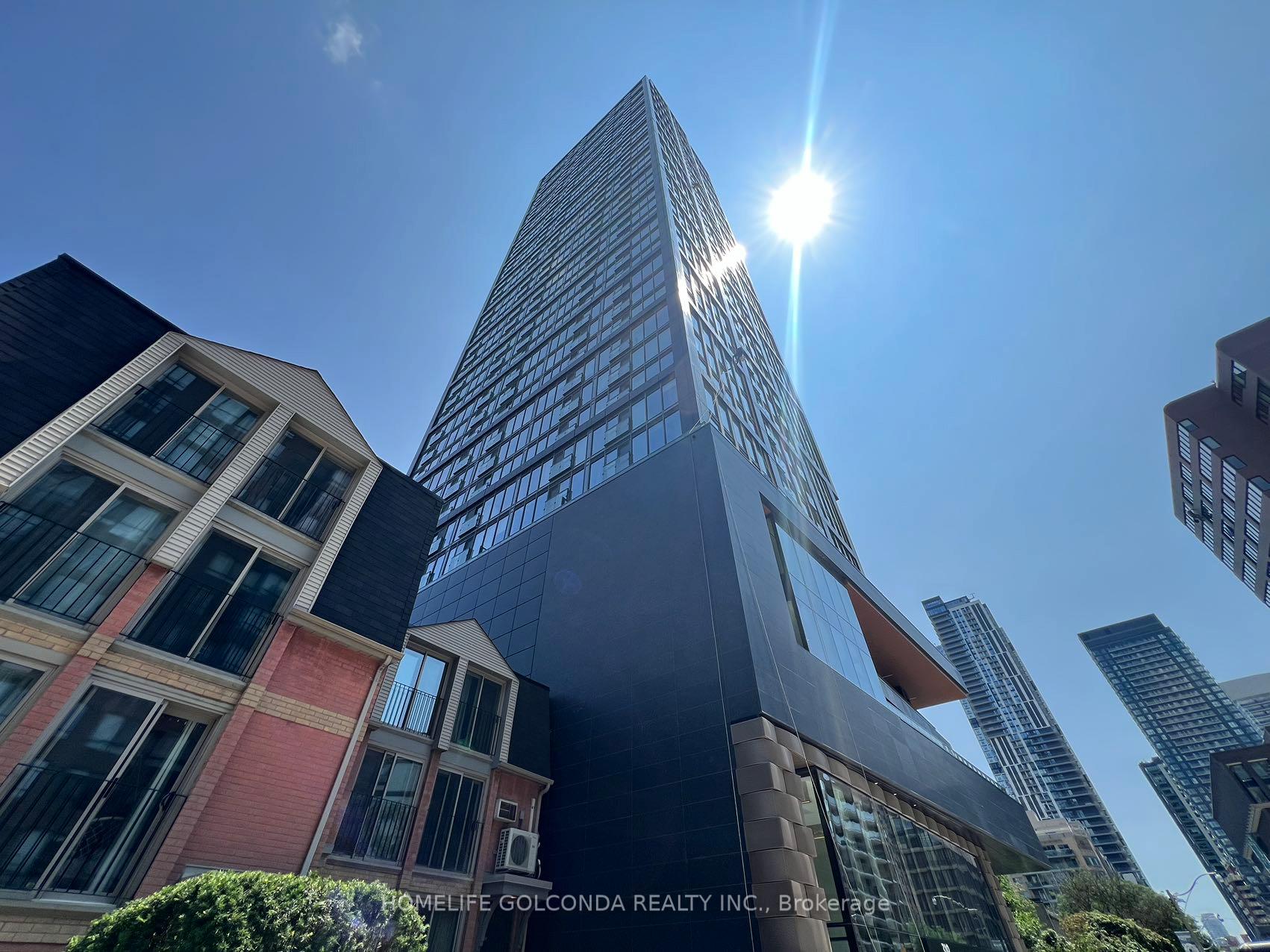 Front of Unit 4216, 319 Jarvis Street