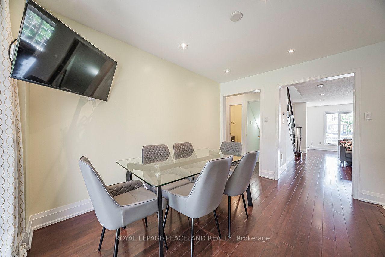 Photo 13 of 110 Foxfield Crescent, Vaughan, Patterson — HOMEH