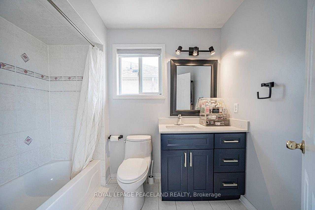 Photo 33 of 110 Foxfield Crescent, Vaughan, Patterson — HOMEH