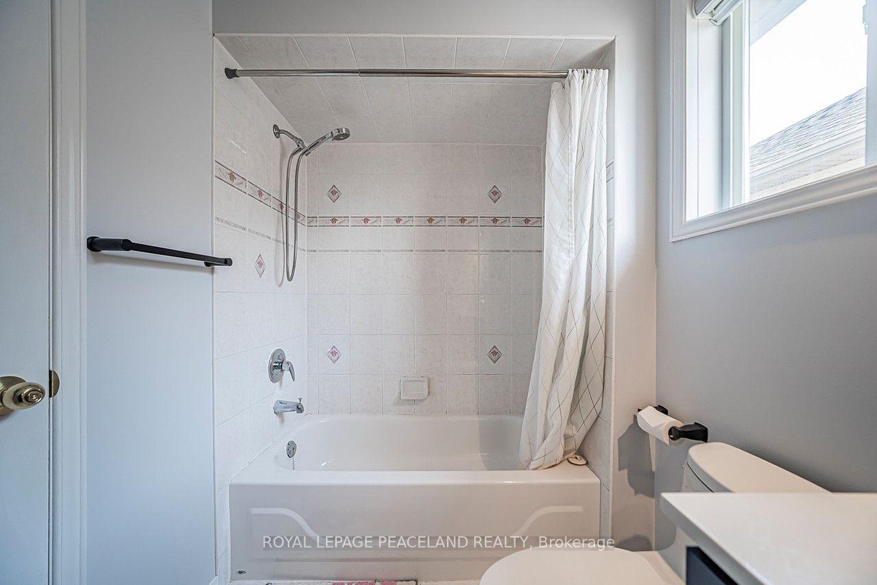Photo 35 of 110 Foxfield Crescent, Vaughan, Patterson — HOMEH