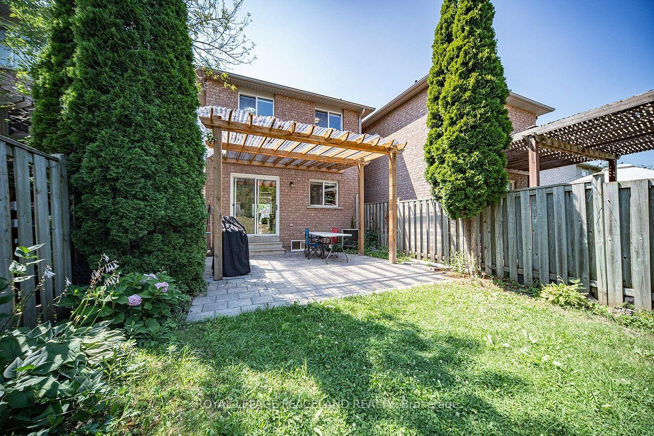 Photo 46 of 110 Foxfield Crescent, Vaughan, Patterson — HOMEH