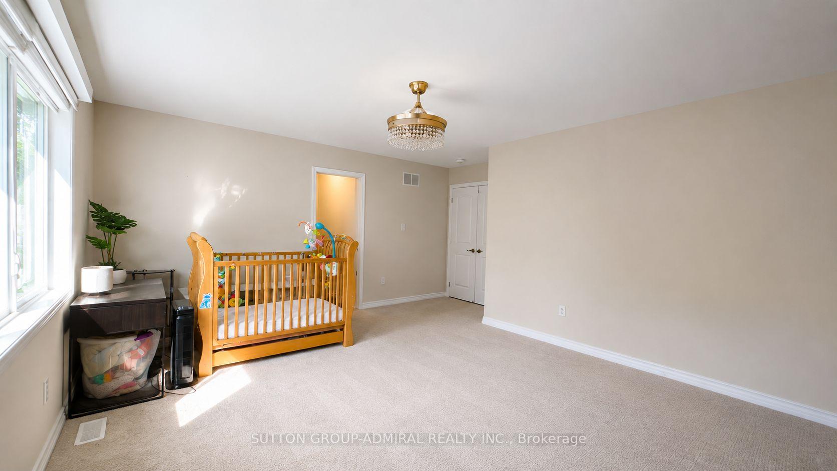 Photo 16 of 7892 Odell Crescent, Niagara Falls, Brown — HOMEH