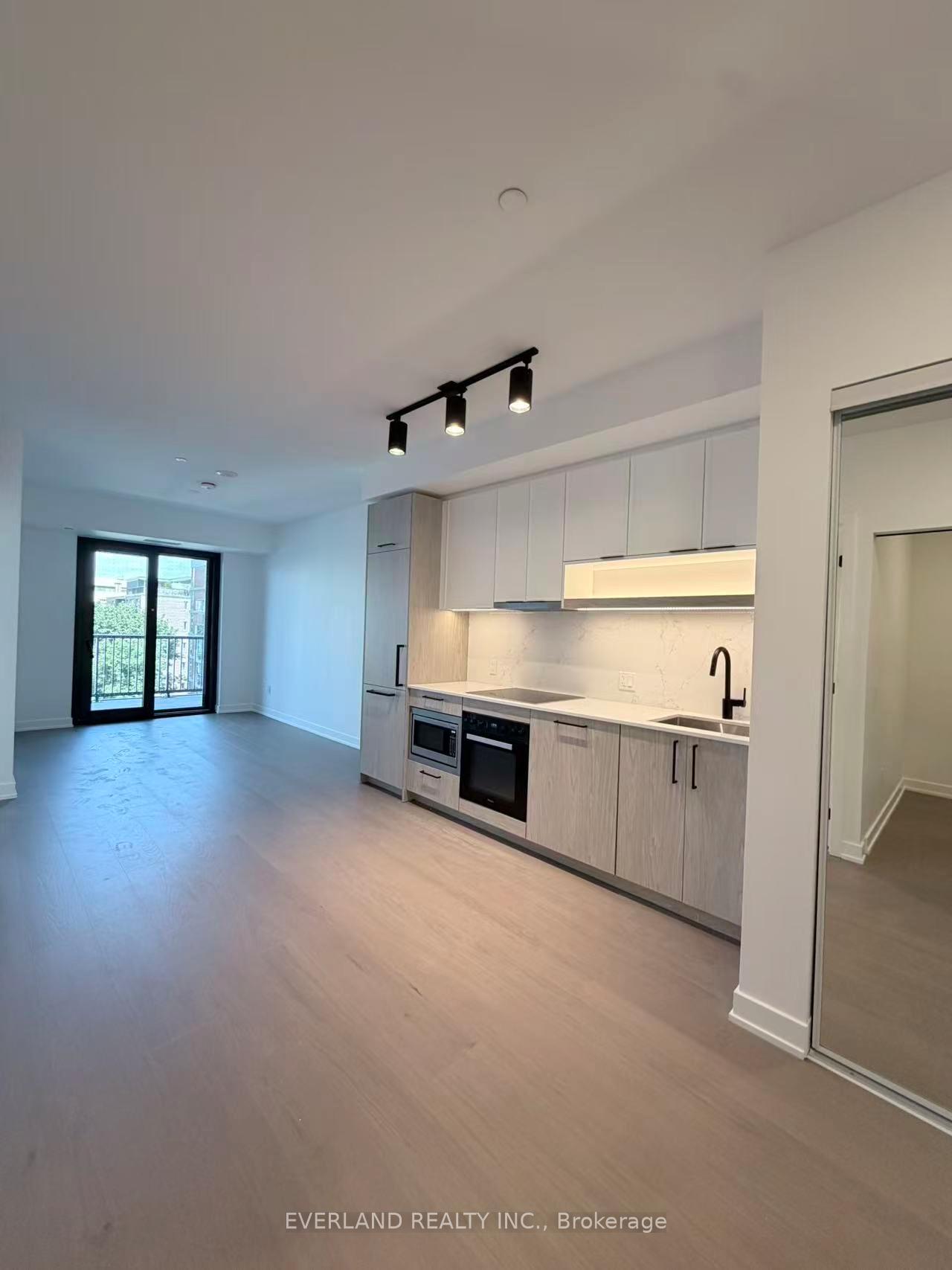 Photo 4 of Unit 717, 91 Montclair Avenue, Toronto, Forest Hill South — HOMEH