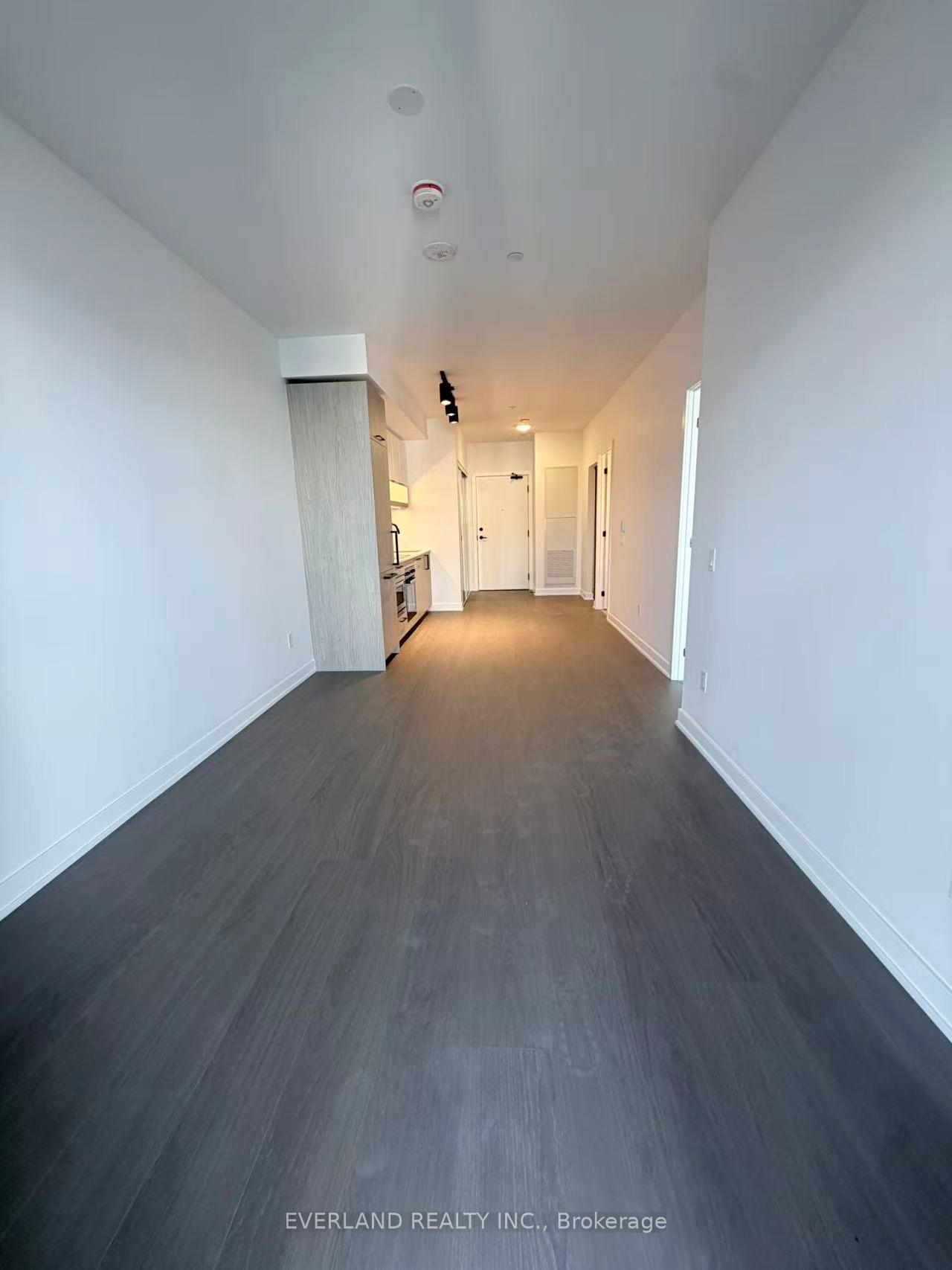 Photo 6 of Unit 717, 91 Montclair Avenue, Toronto, Forest Hill South — HOMEH