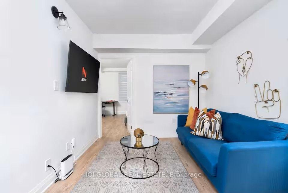 Photo 3 of Unit Mainfloor, 525 Ossington Avenue, Toronto, Palmerston-Little Italy — HOMEH