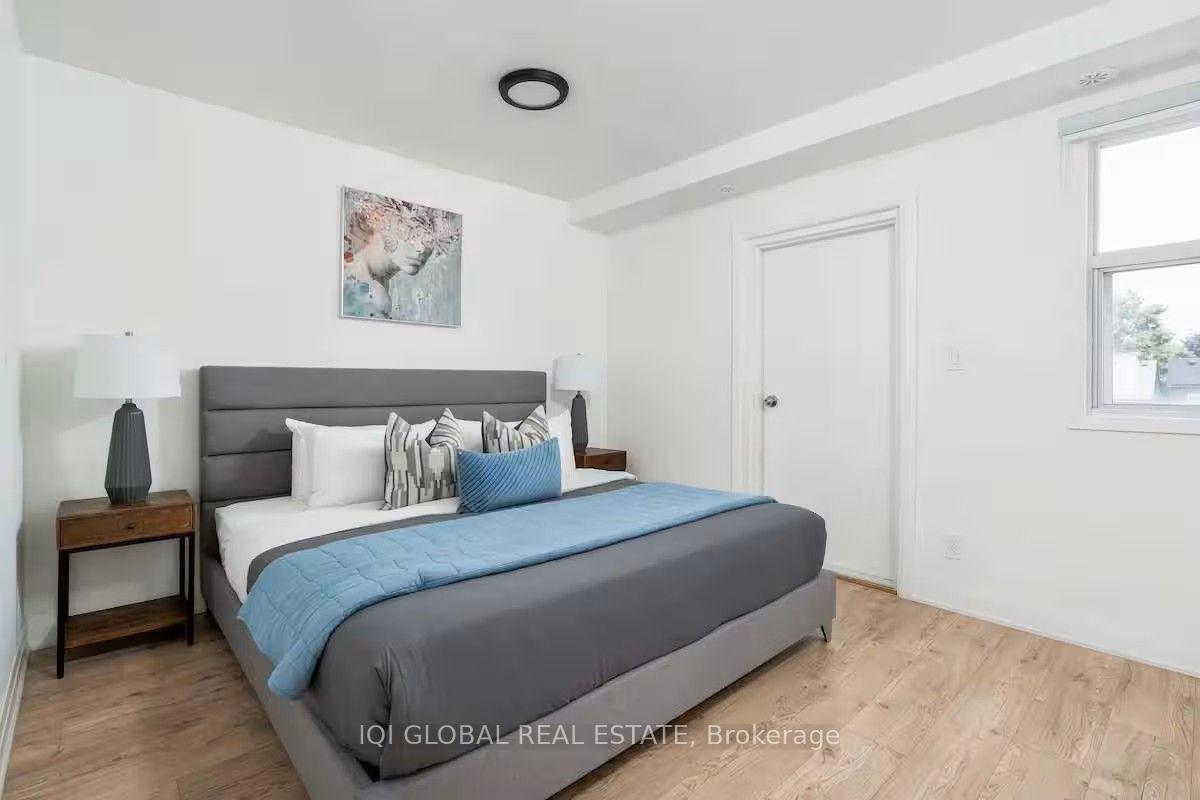 Photo 7 of Unit Mainfloor, 525 Ossington Avenue, Toronto, Palmerston-Little Italy — HOMEH