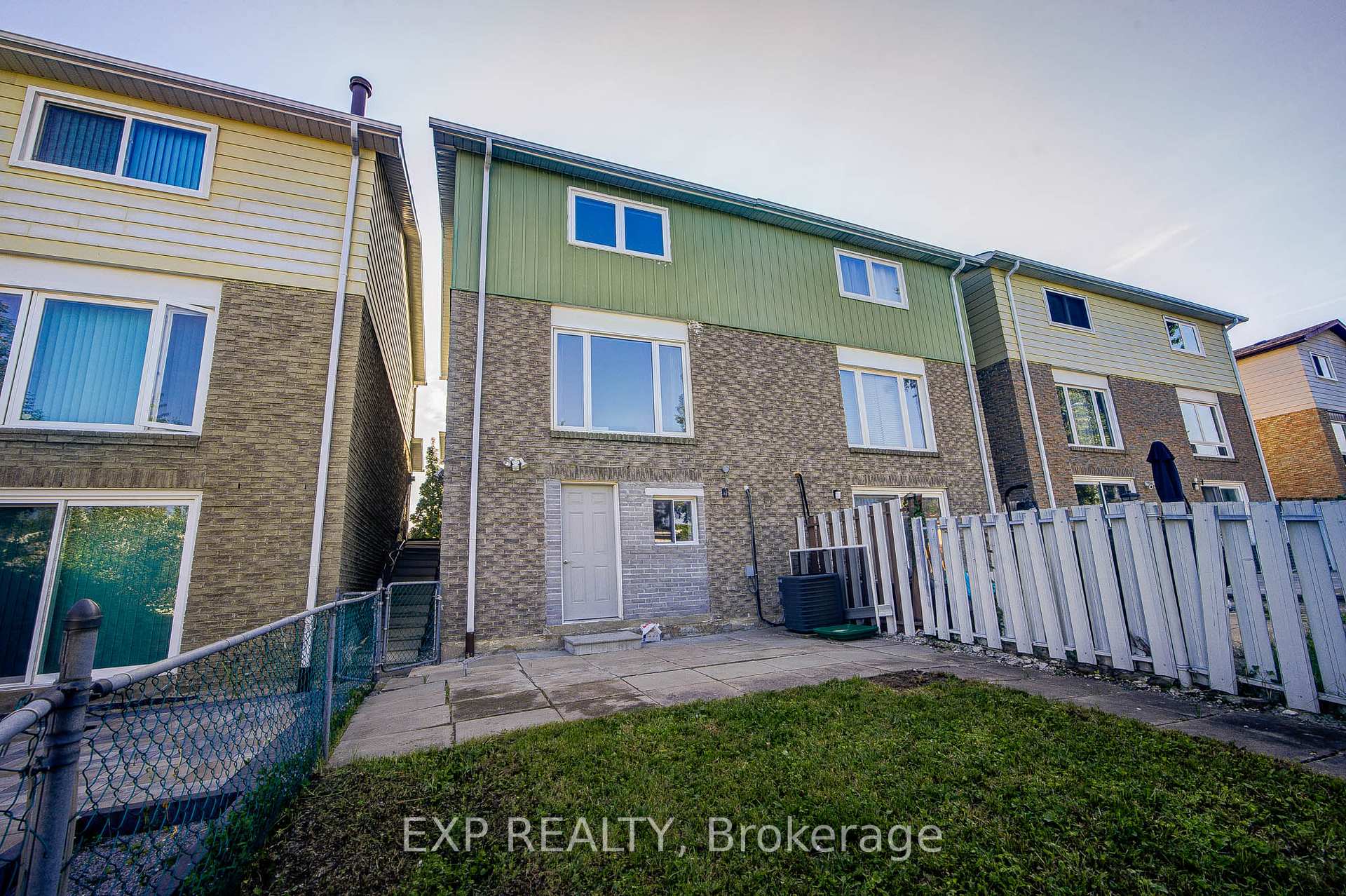 Photo 48 of 66 Kenhatch Boulevard, Scarborough, Agincourt North — HOMEH