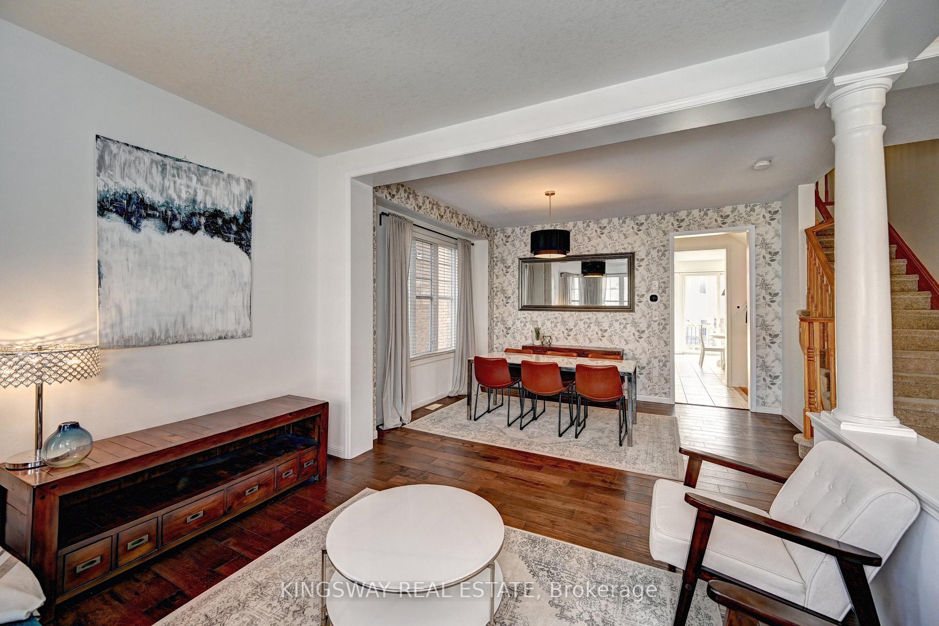 Photo 8 of 222 Baldwin Drive, Cambridge, Silver Heights — HOMEH