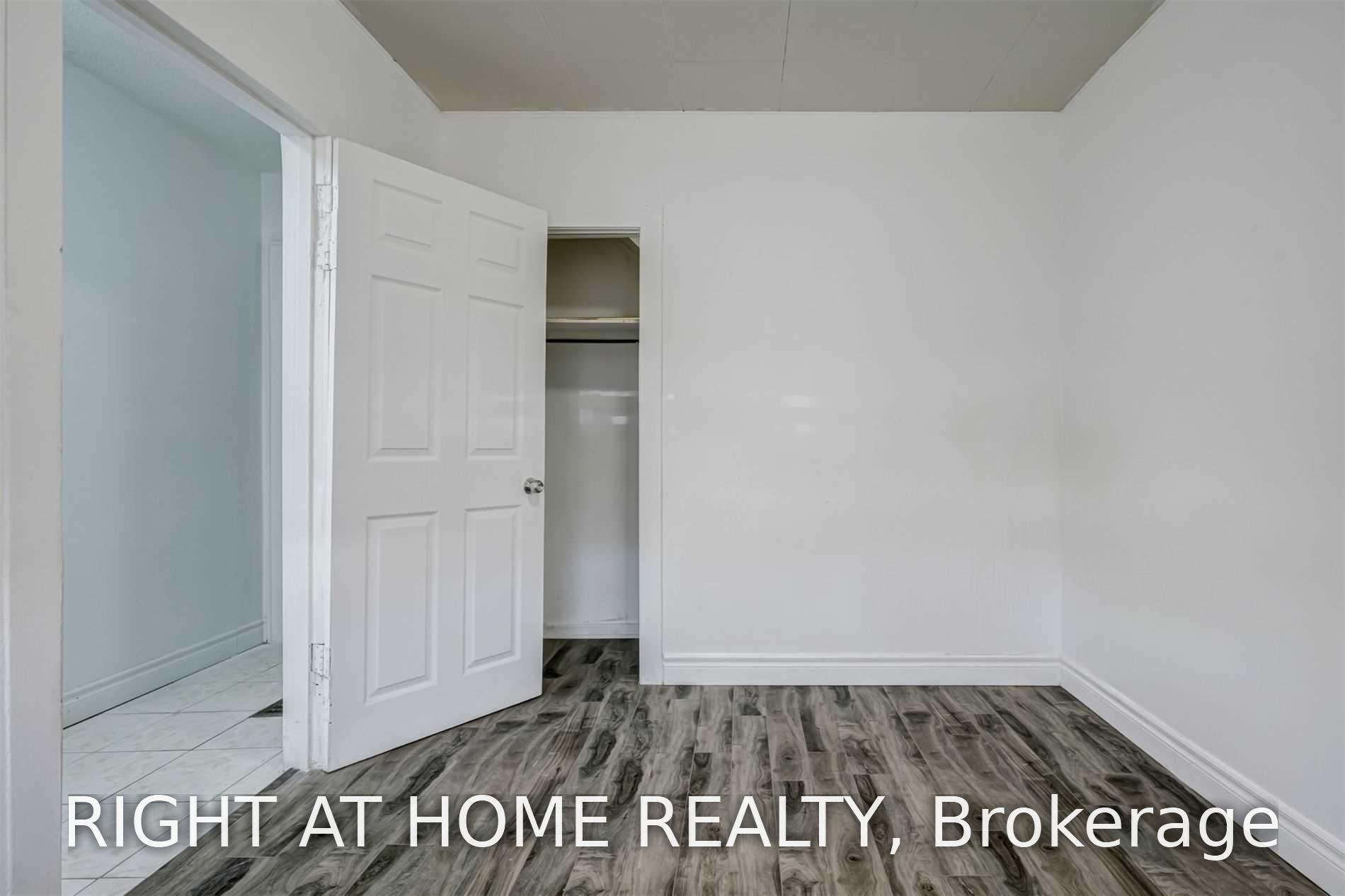 Photo 12 of 54 Byng Avenue, Scarborough, Oakridge — HOMEH